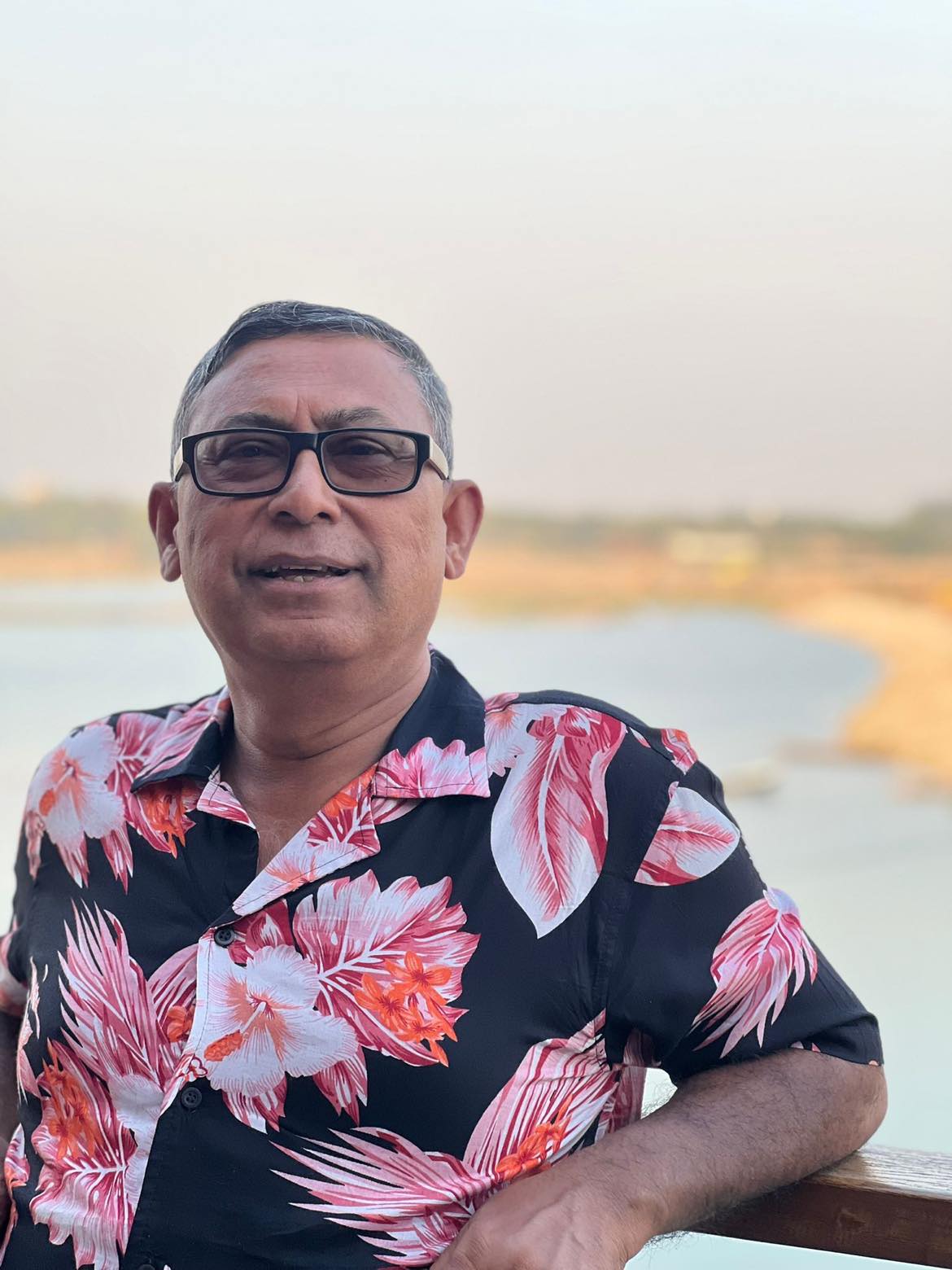 HALIMUR R KHAN