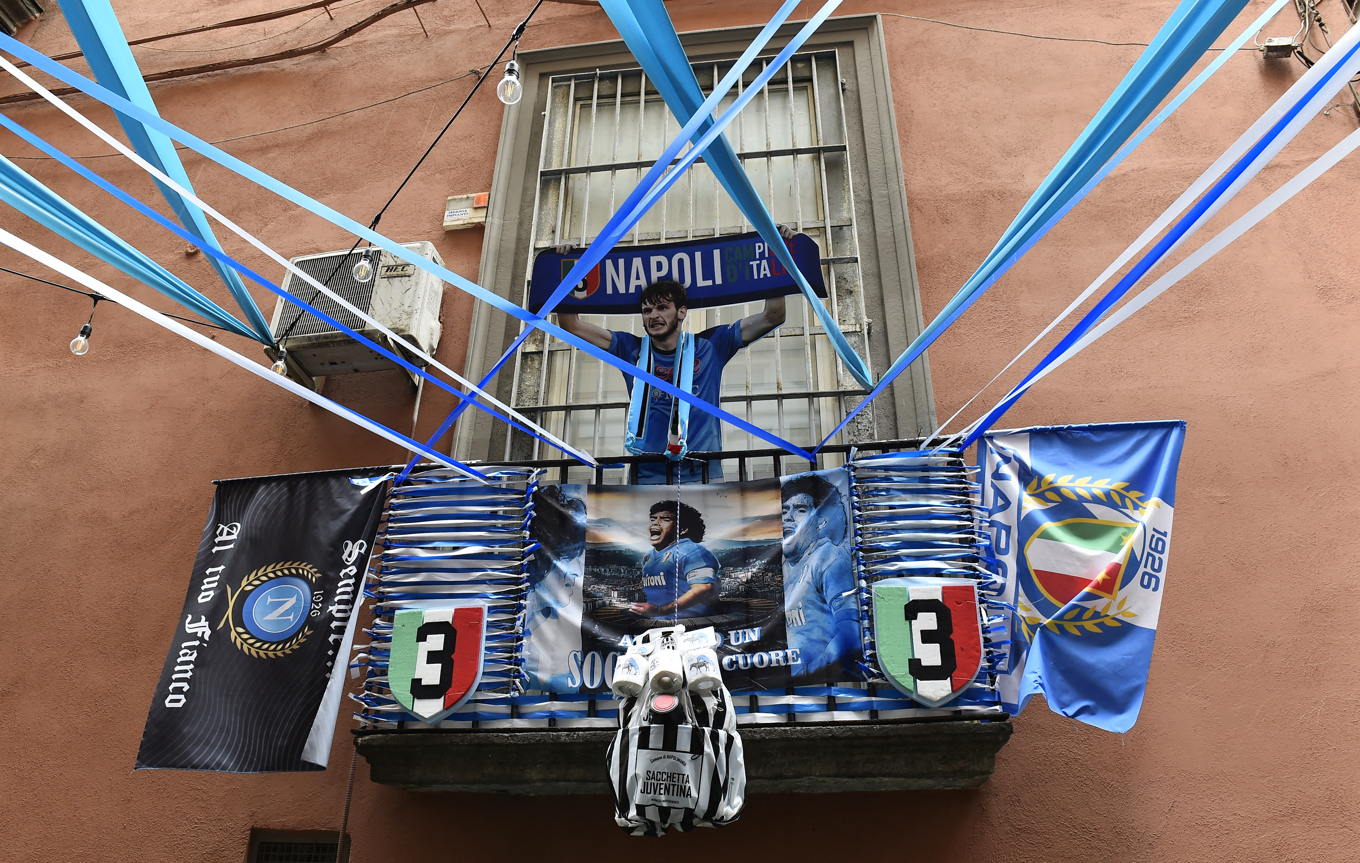 napoli1.jpg