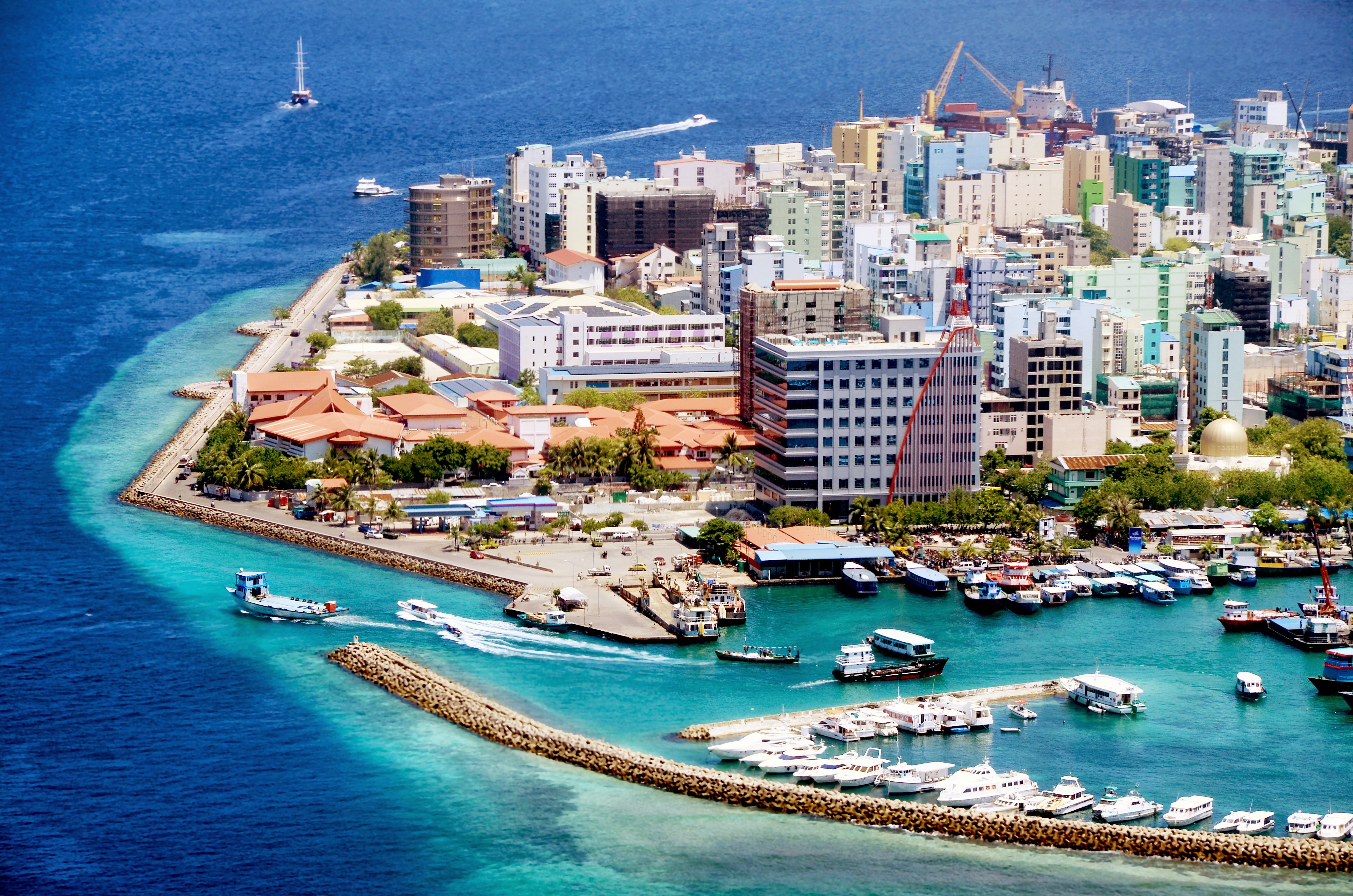 Malé City 7 must-visit places for your Maldives vacation