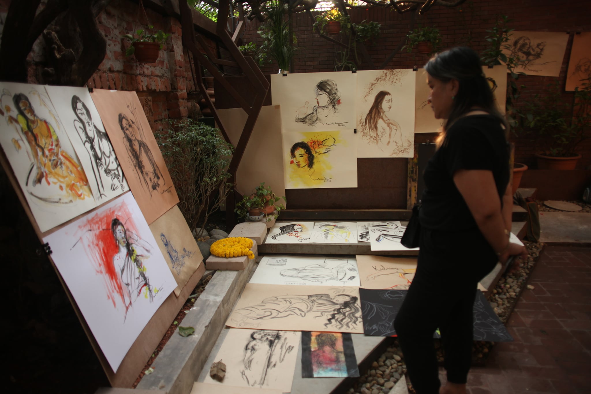 gallery cosmos 5 art galleries you can visit in Dhaka