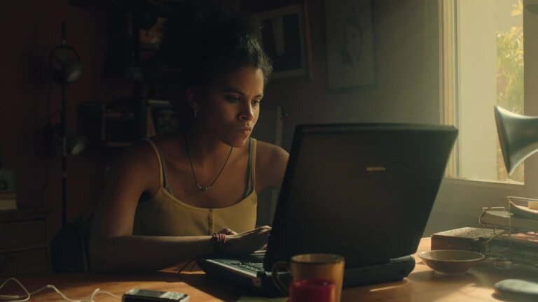 black-mirror-mazey-day.jpg
