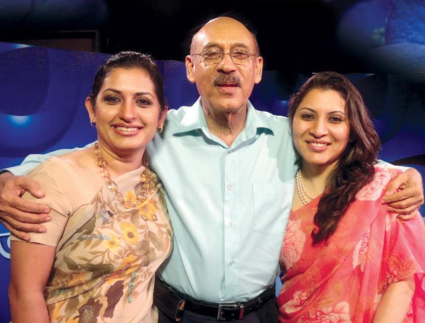 Abul Hayat with Bipasha Hayat and Natasha Hayat