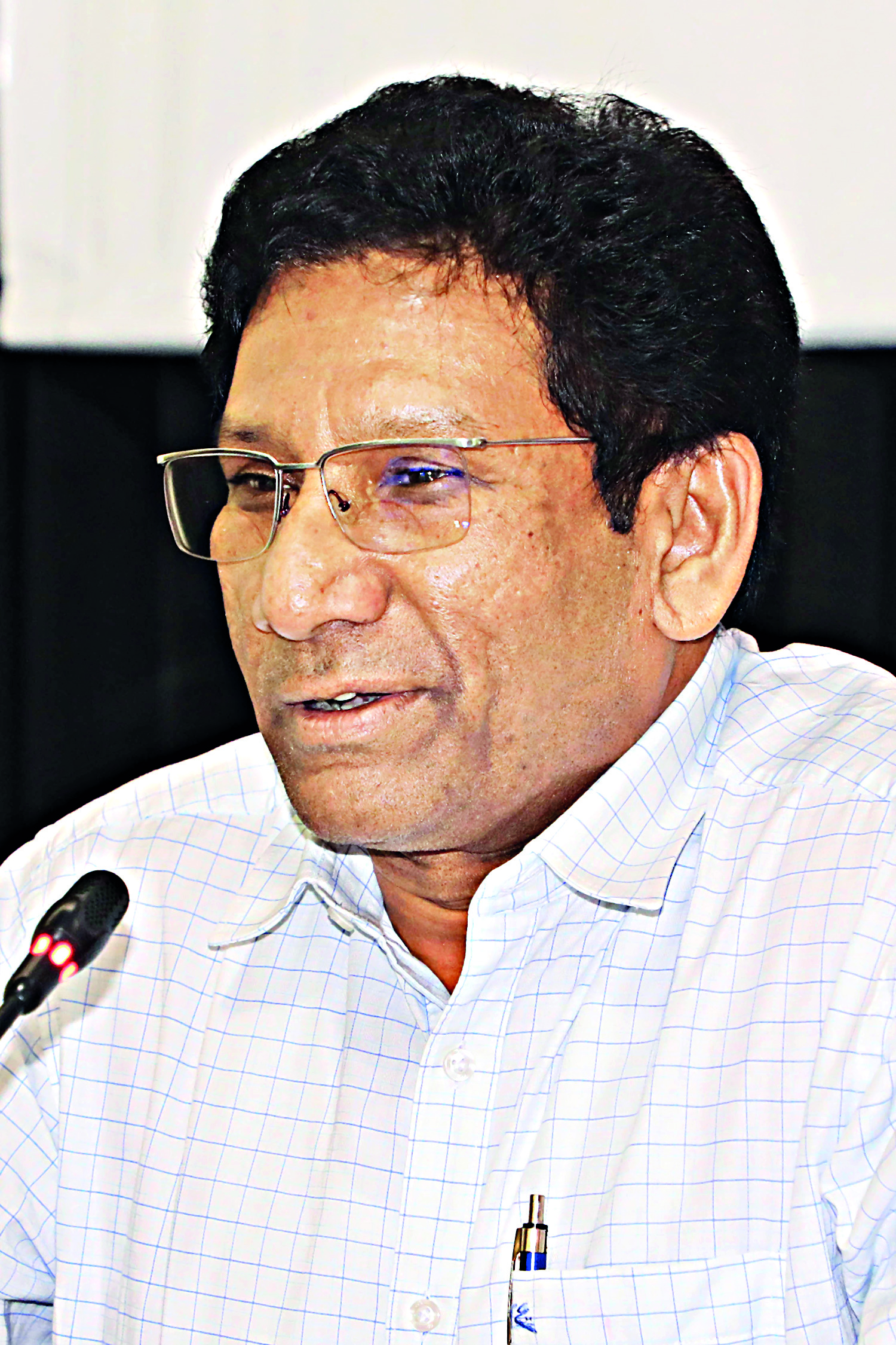 dr._mahmudur_rahman.jpg