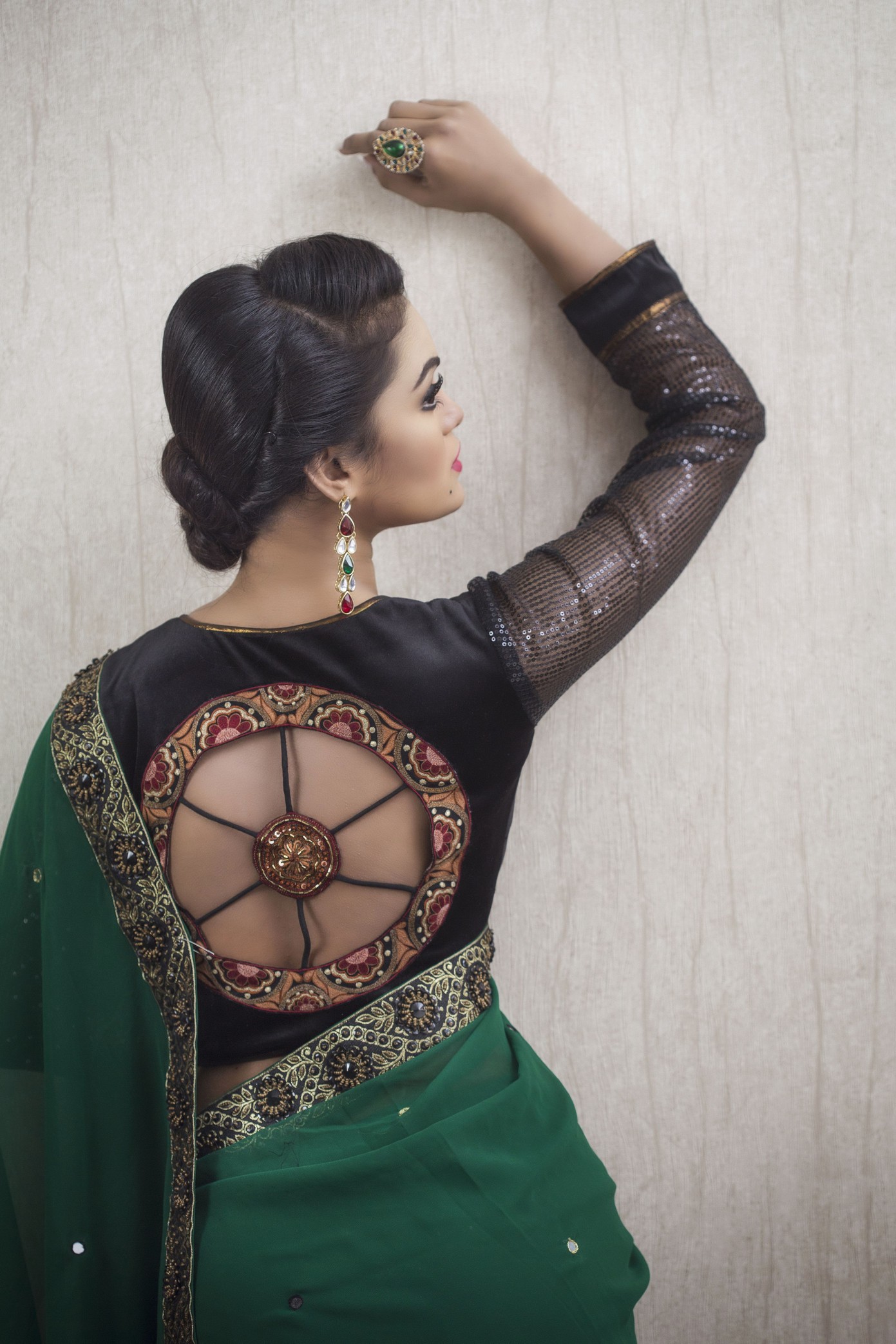 Elevate your sari game: Your guide to the trendiest sari blouses in town