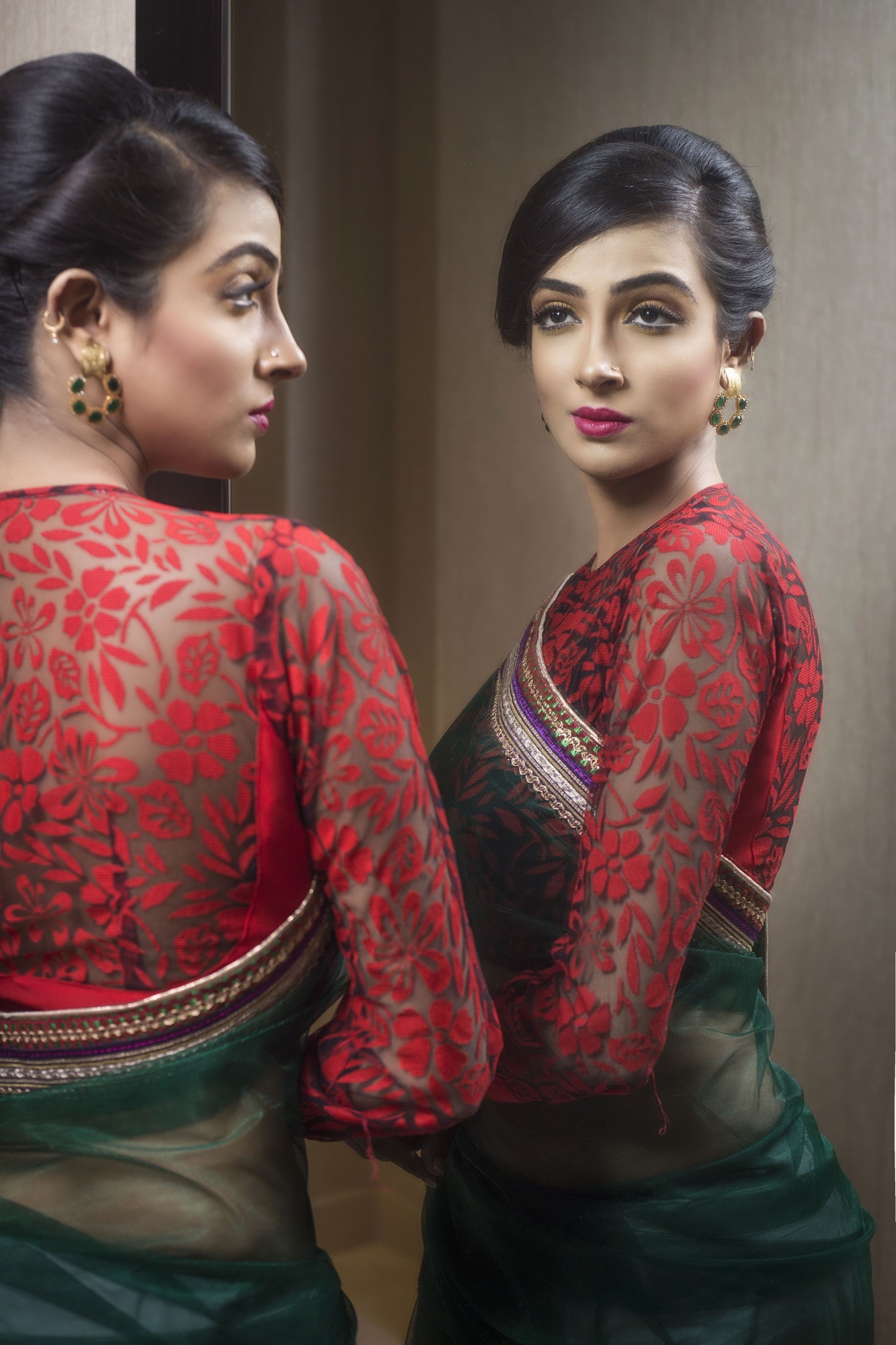 Elevate your sari game: Your guide to the trendiest sari blouses in town