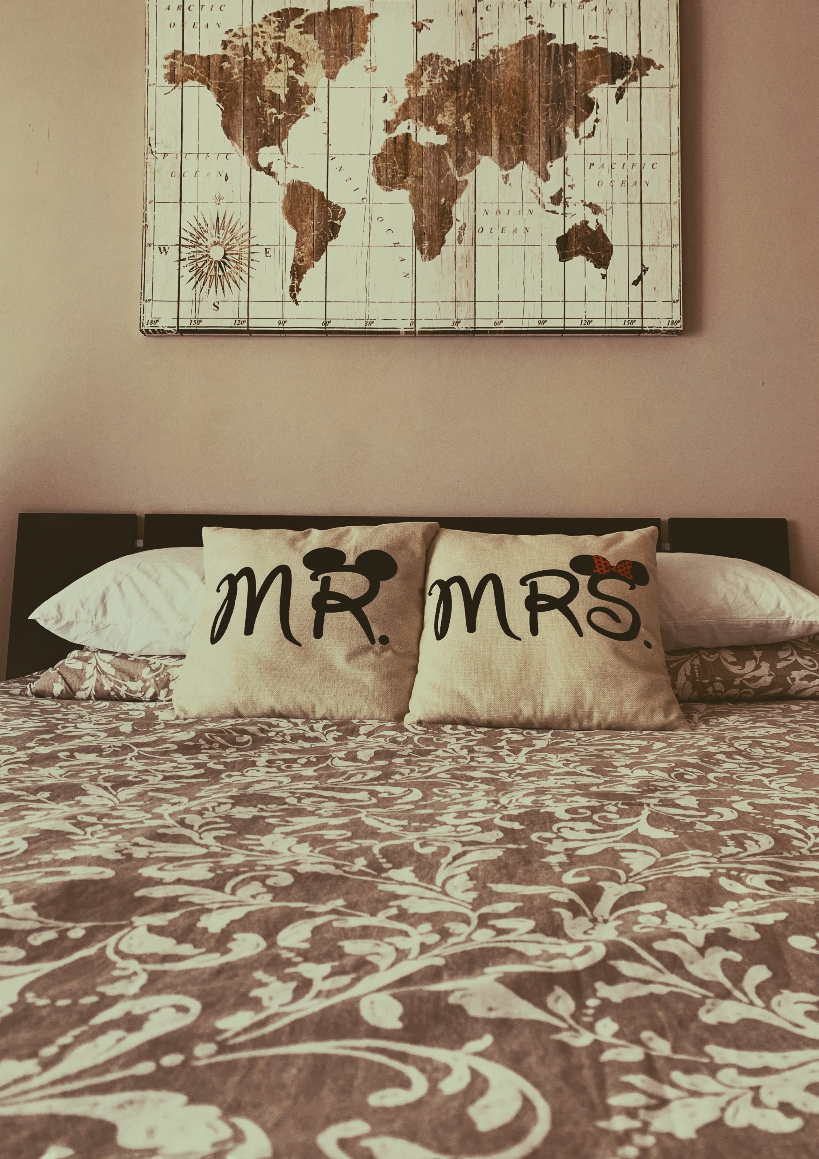 travel inspired bedroom furniture