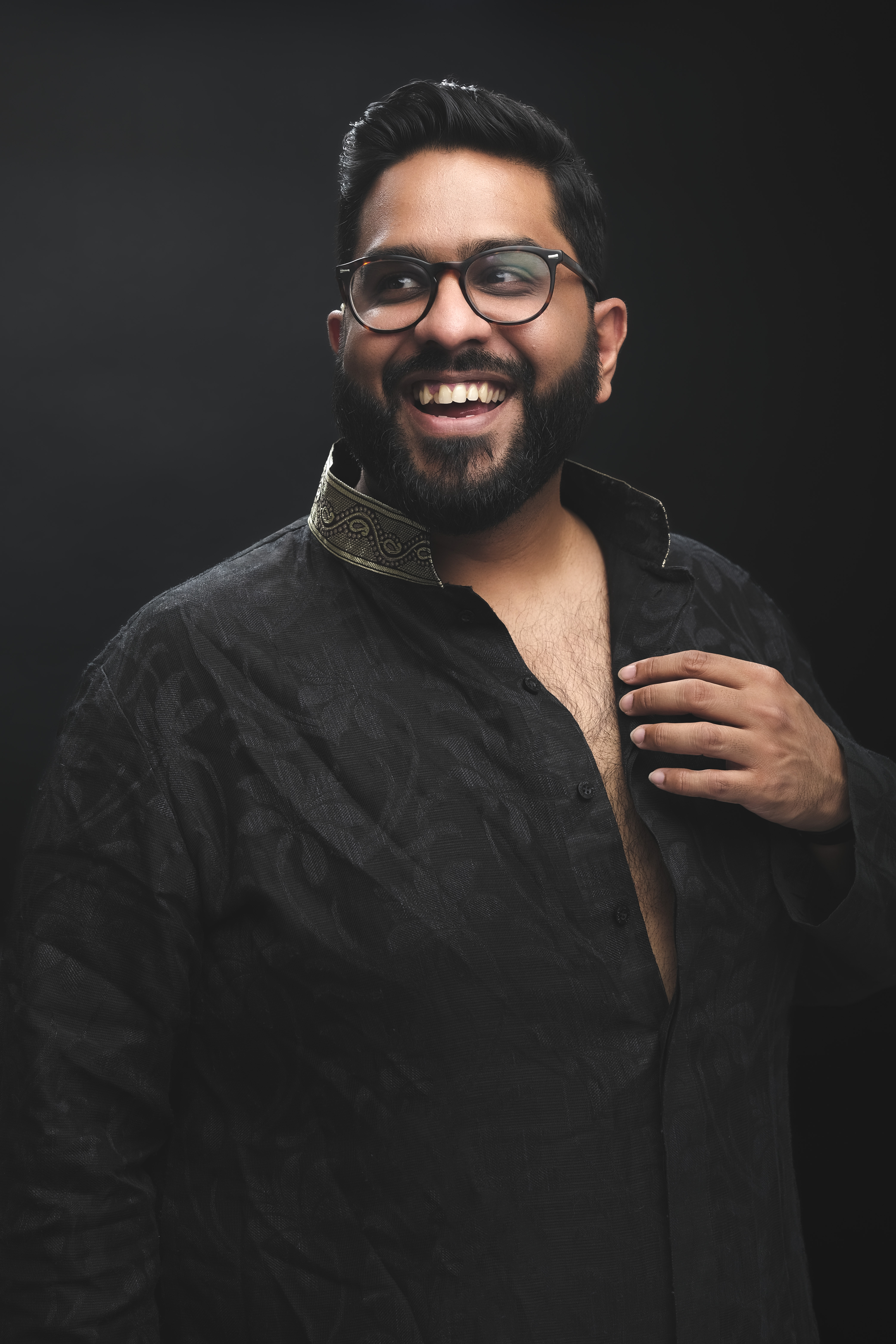 eshaan akbar from sex education