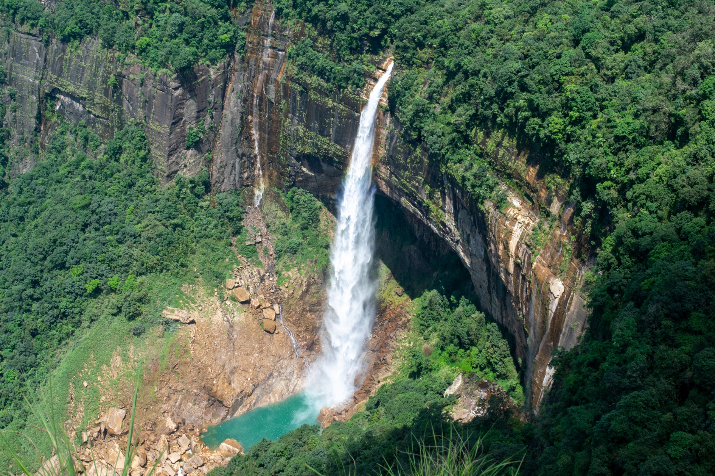 nohkalikai falls