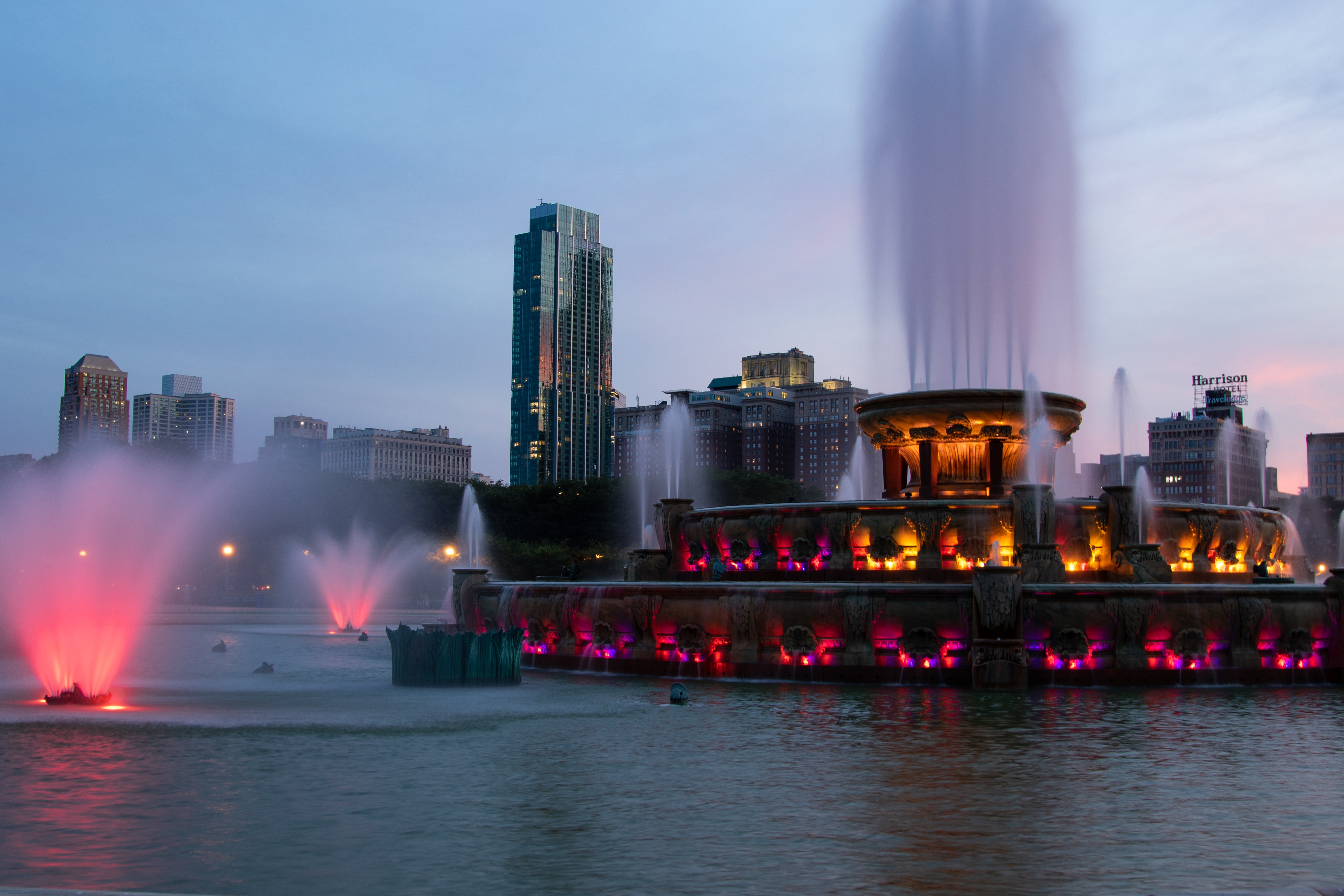 buckingham_fountain  Mythic legends to modern wonders: Discover the world's most breath-taking fountains