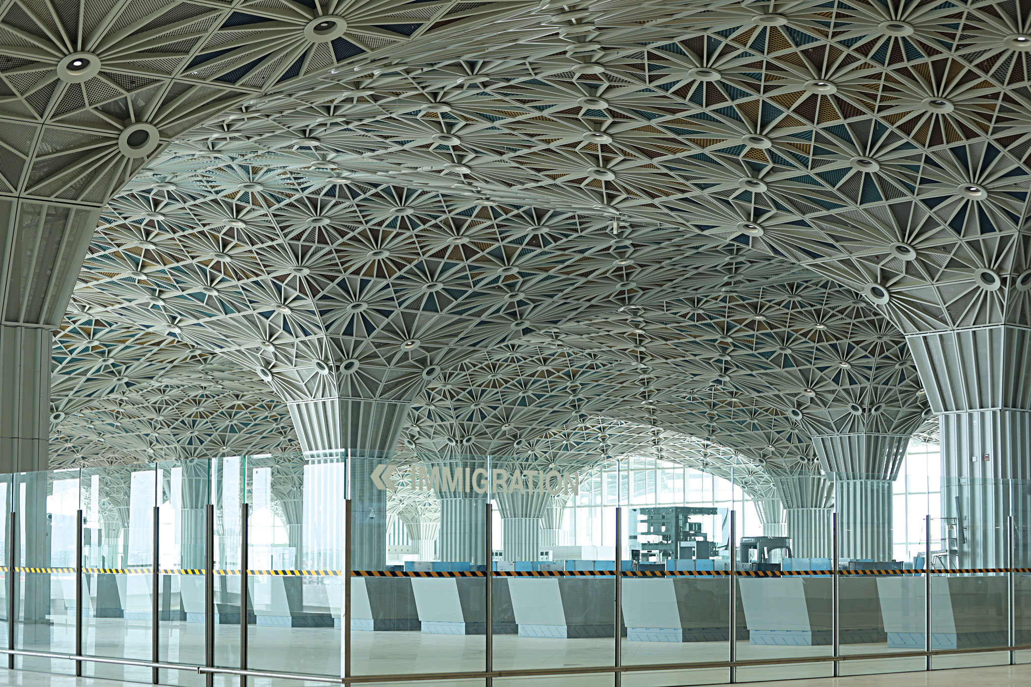 airport1.jpg