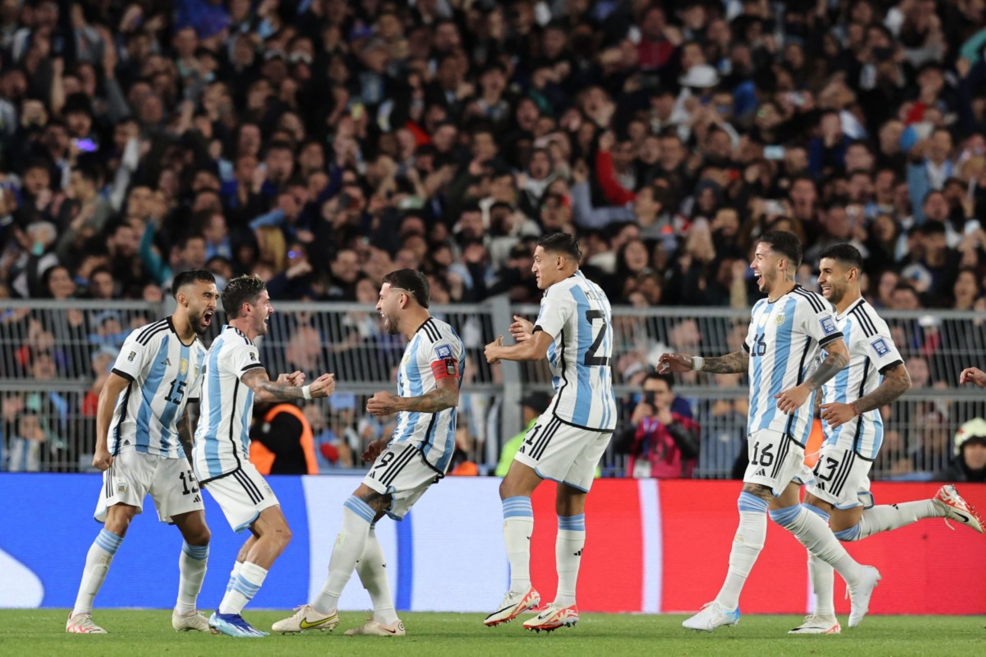 nicolas_otamendi.jpg