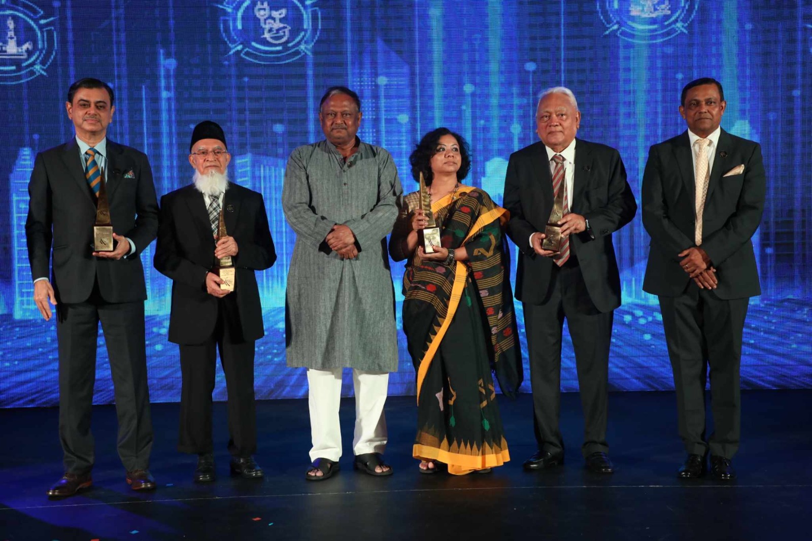 awardees_of_21st_dhl-the_daily_star_bangladesh_business_awards_2022_0.jpg