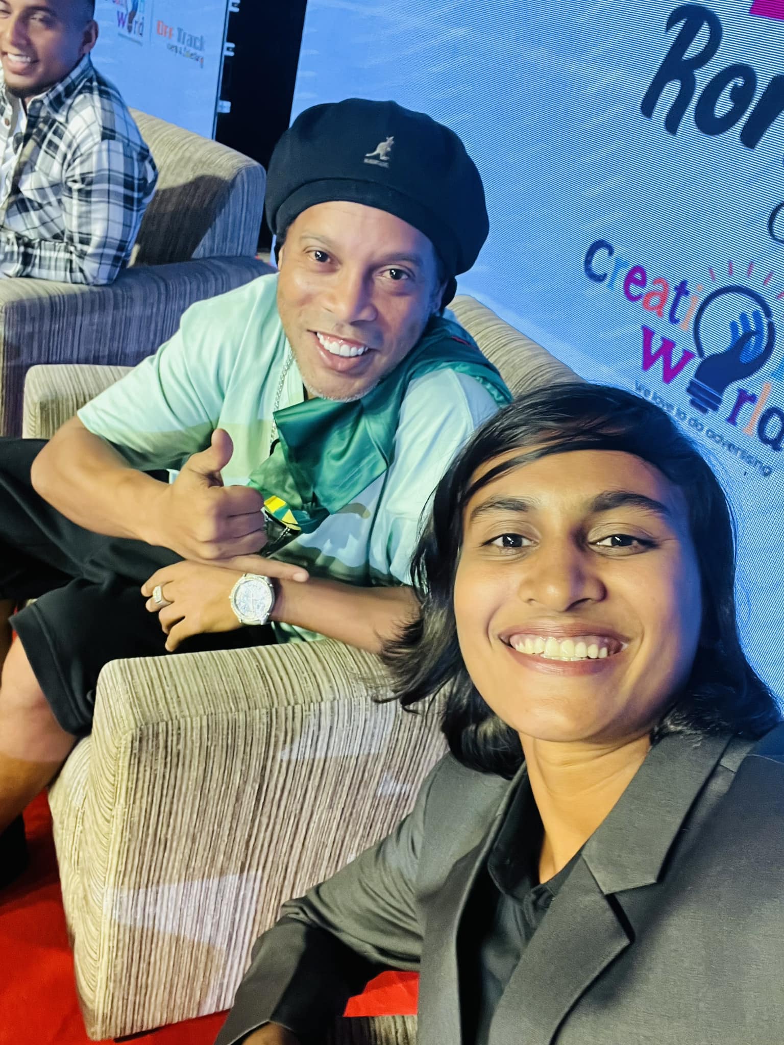 sabina_x_ronaldinho.jpg