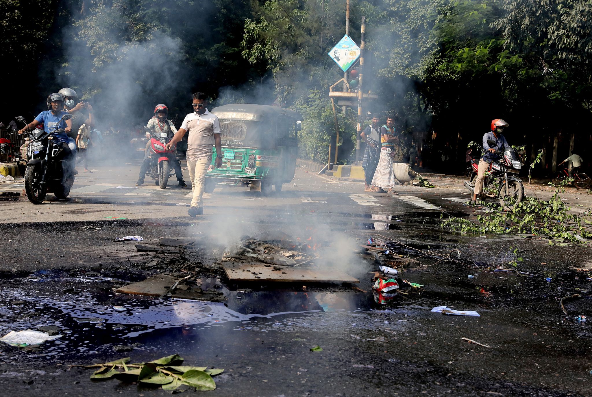 police-bnp-clash_15.jpg