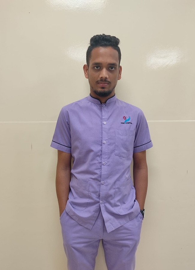 male_nurse_i.jpg