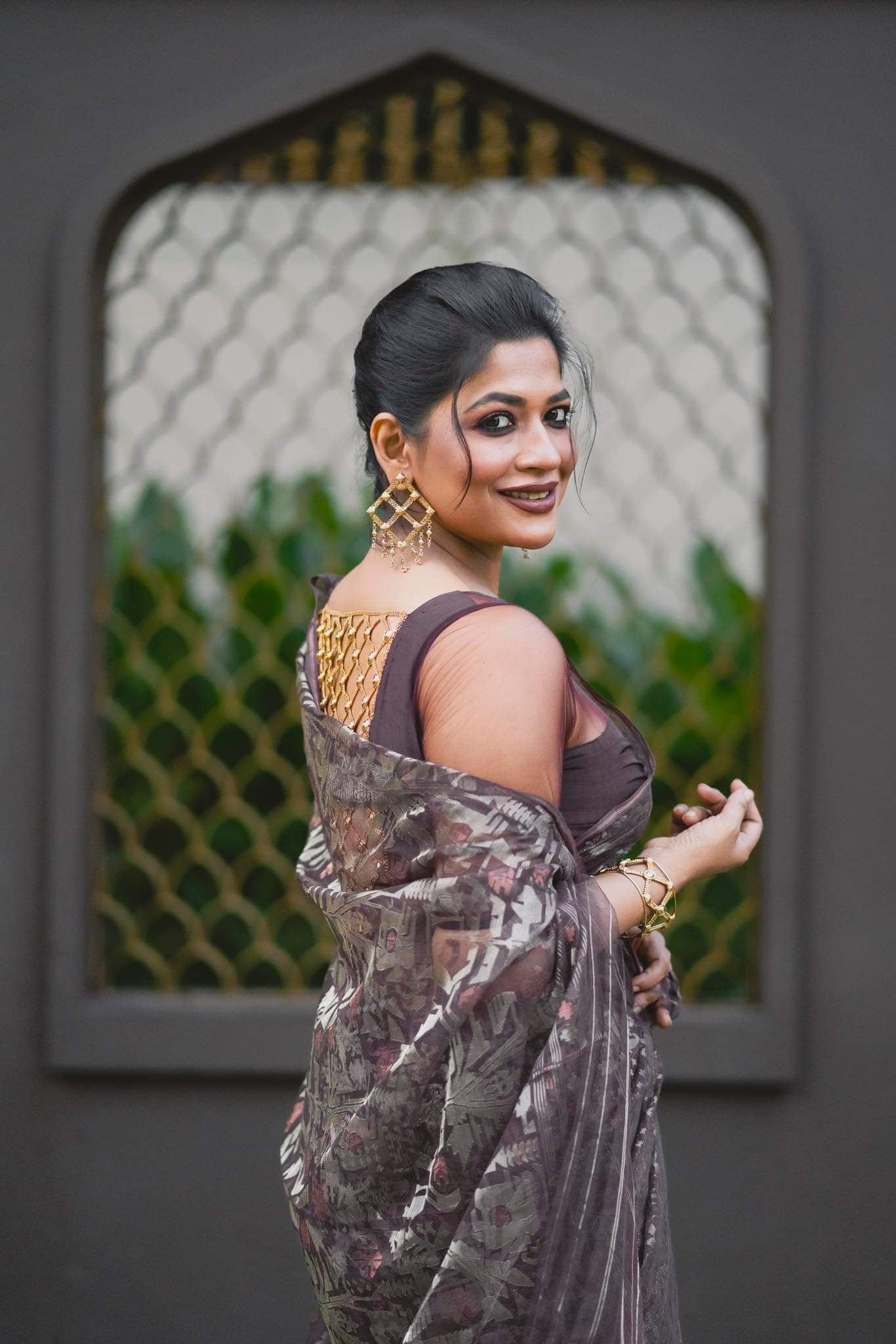 Azmeri Haque Badhan in sari