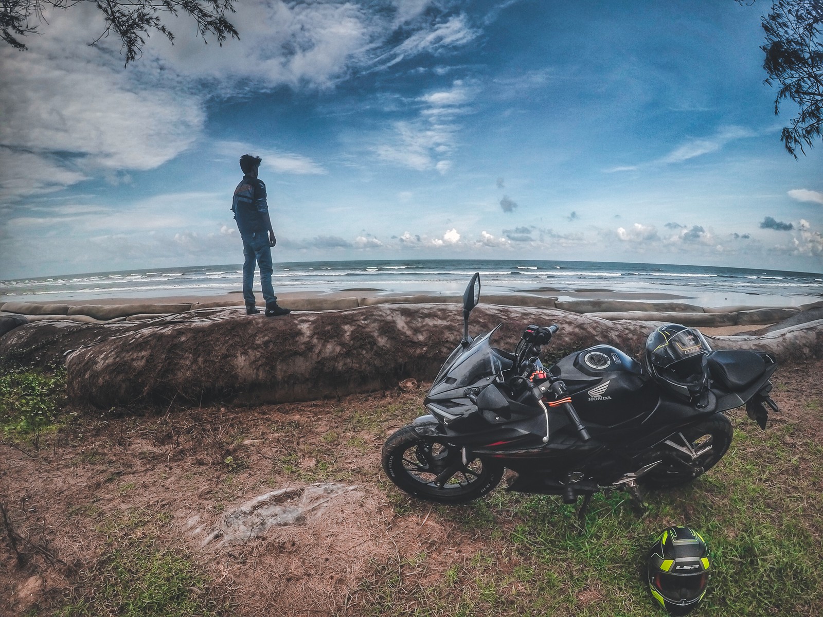 Marine drive    Bought your Cox’s Bazar train ticket? Here are places to visit when there