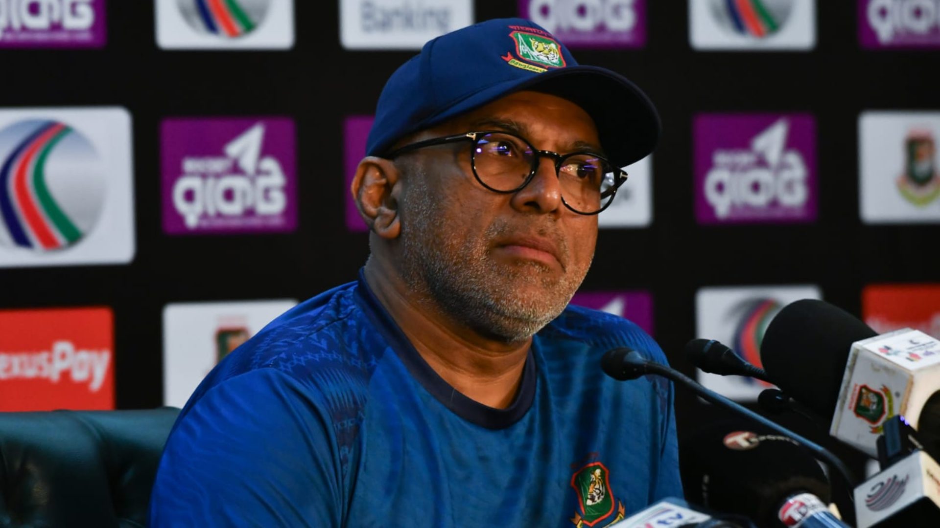 Hathurusingha 'often turns TV off when watching BPL'