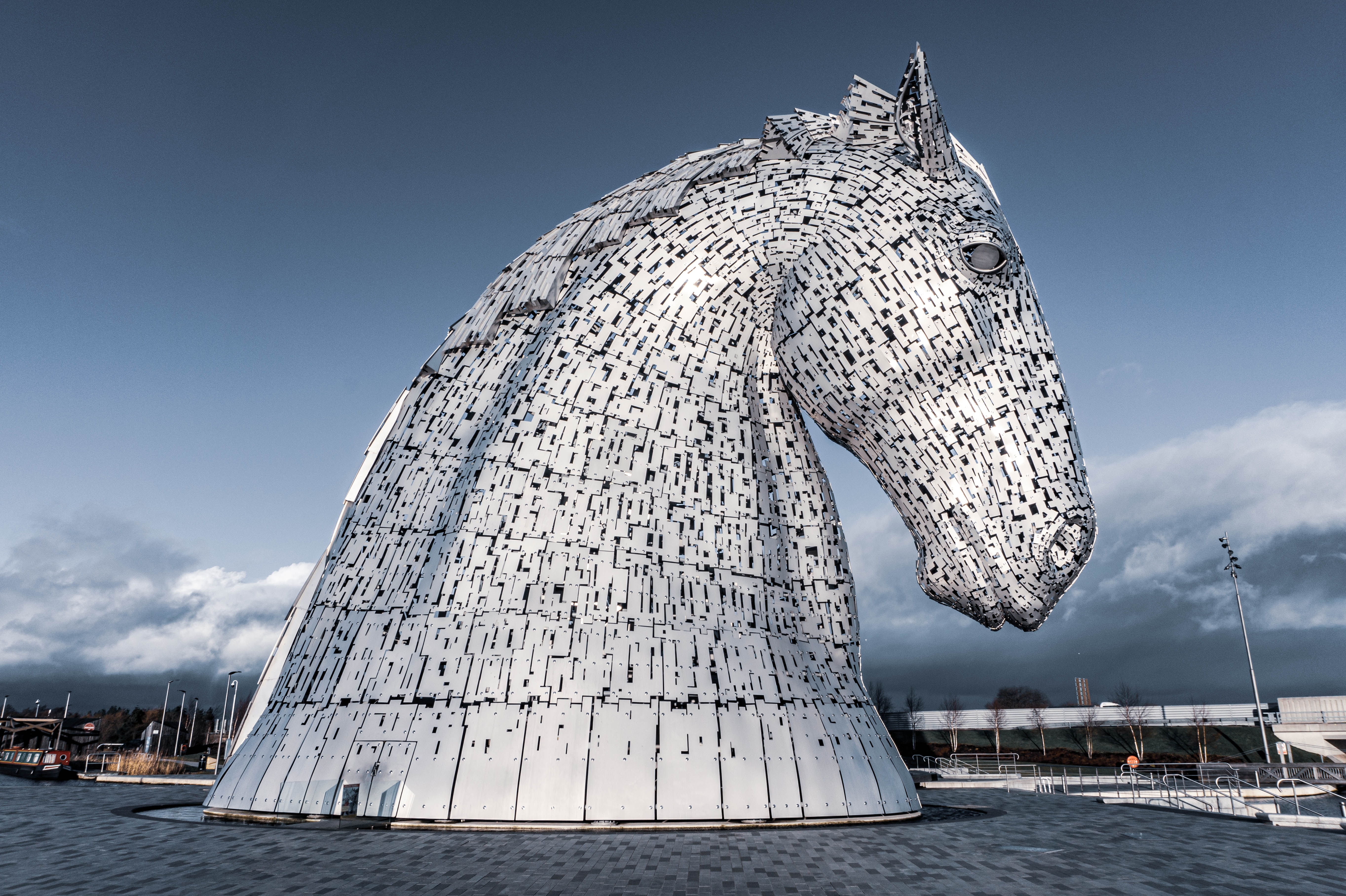 KELPIES  Journey through time: Exploring 7 jaw-dropping statues that define global elegance