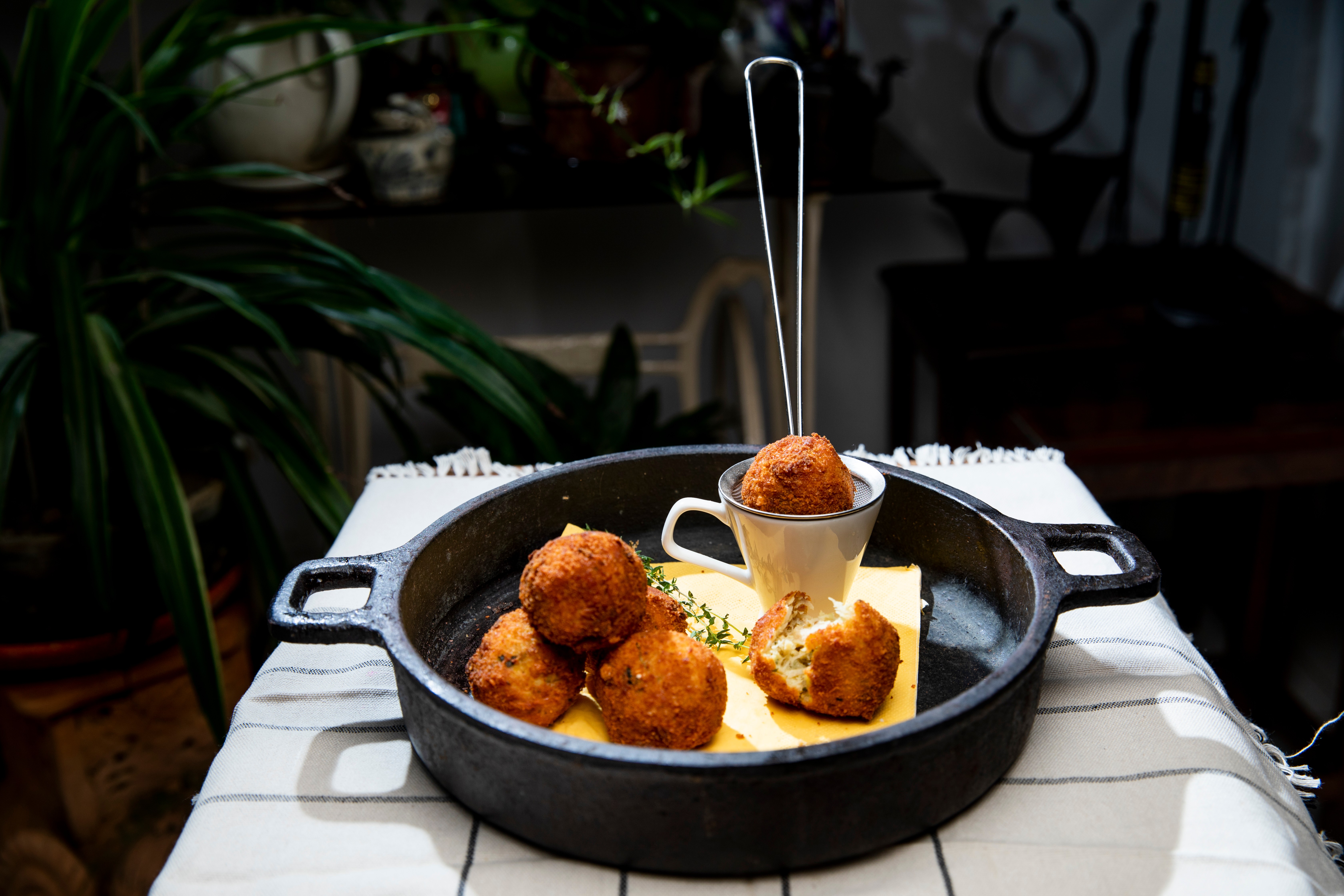 Mastering food presentation: A guide to styling your dishes 