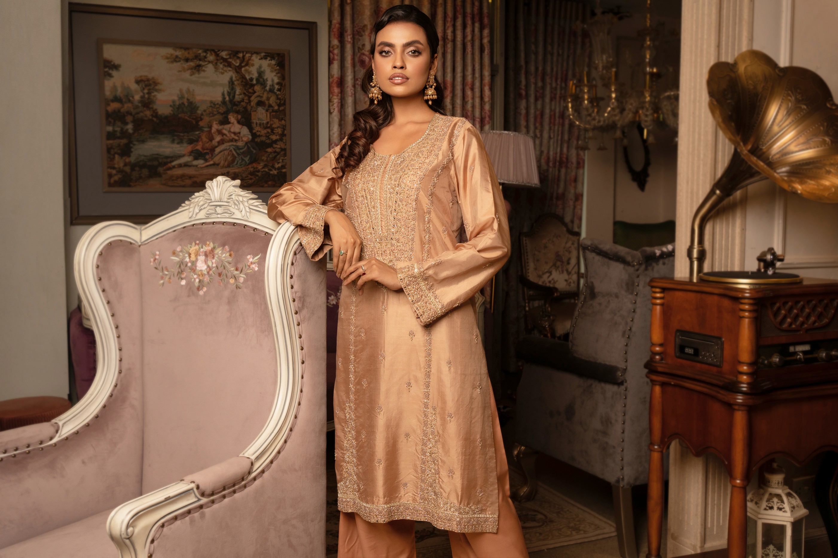 6 ways to spice up your deshi party wear 