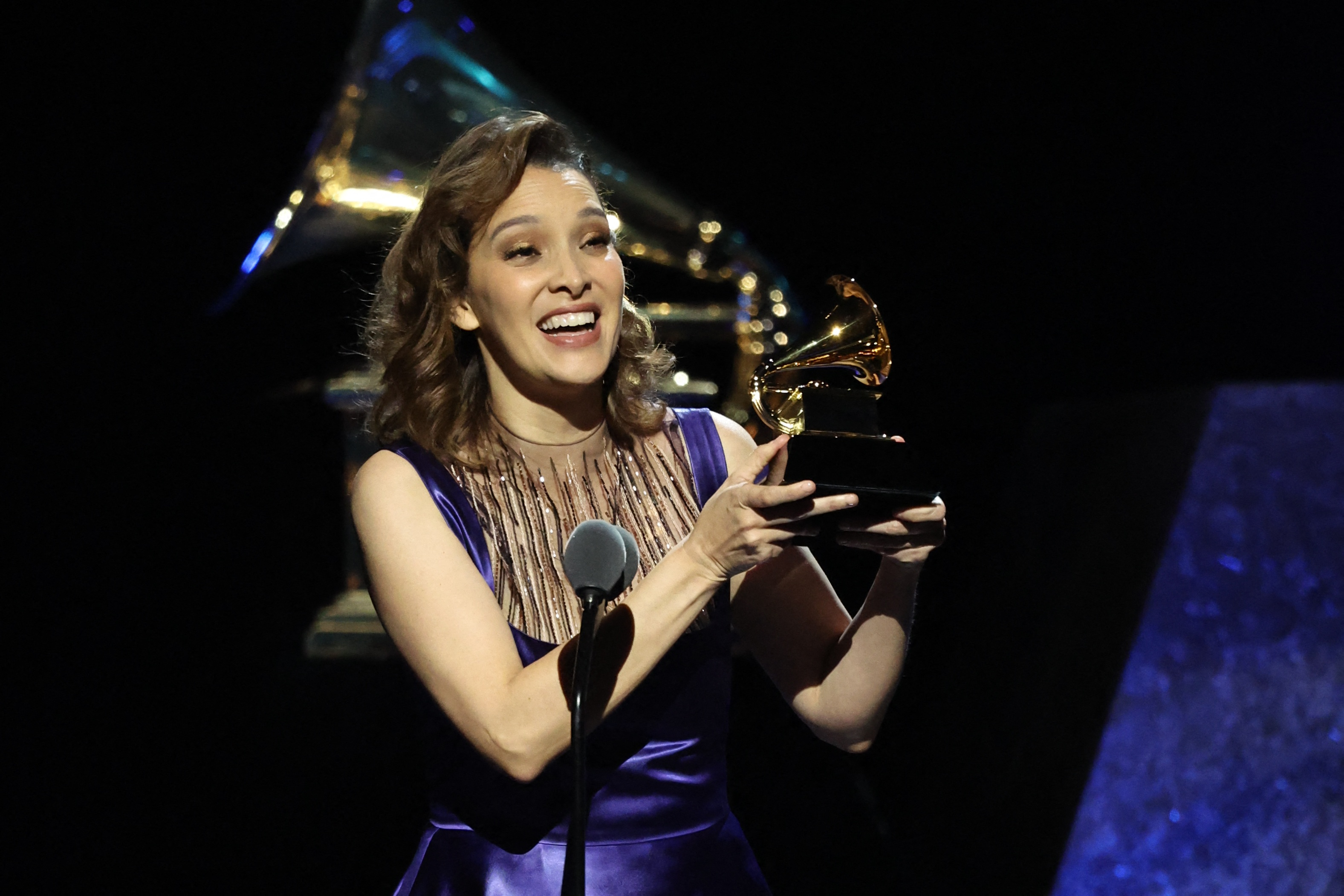 2024-02-04t230530z_37146134_hp1ek241s53cf_rtrmadp_3_awards-grammys.jpg