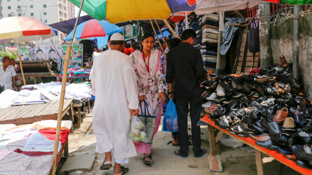 Our footpaths need to be freed