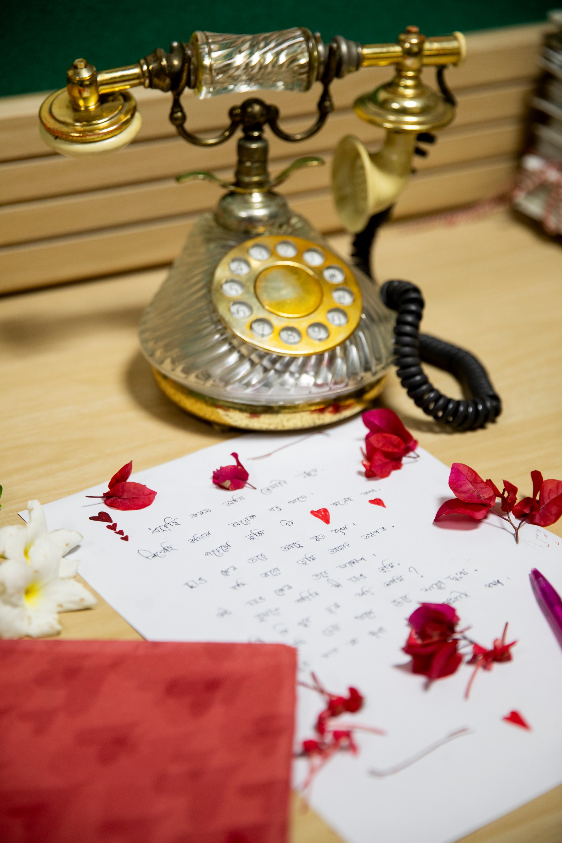 Gifts of love: Nostalgic reminiscence of thoughtful gestures