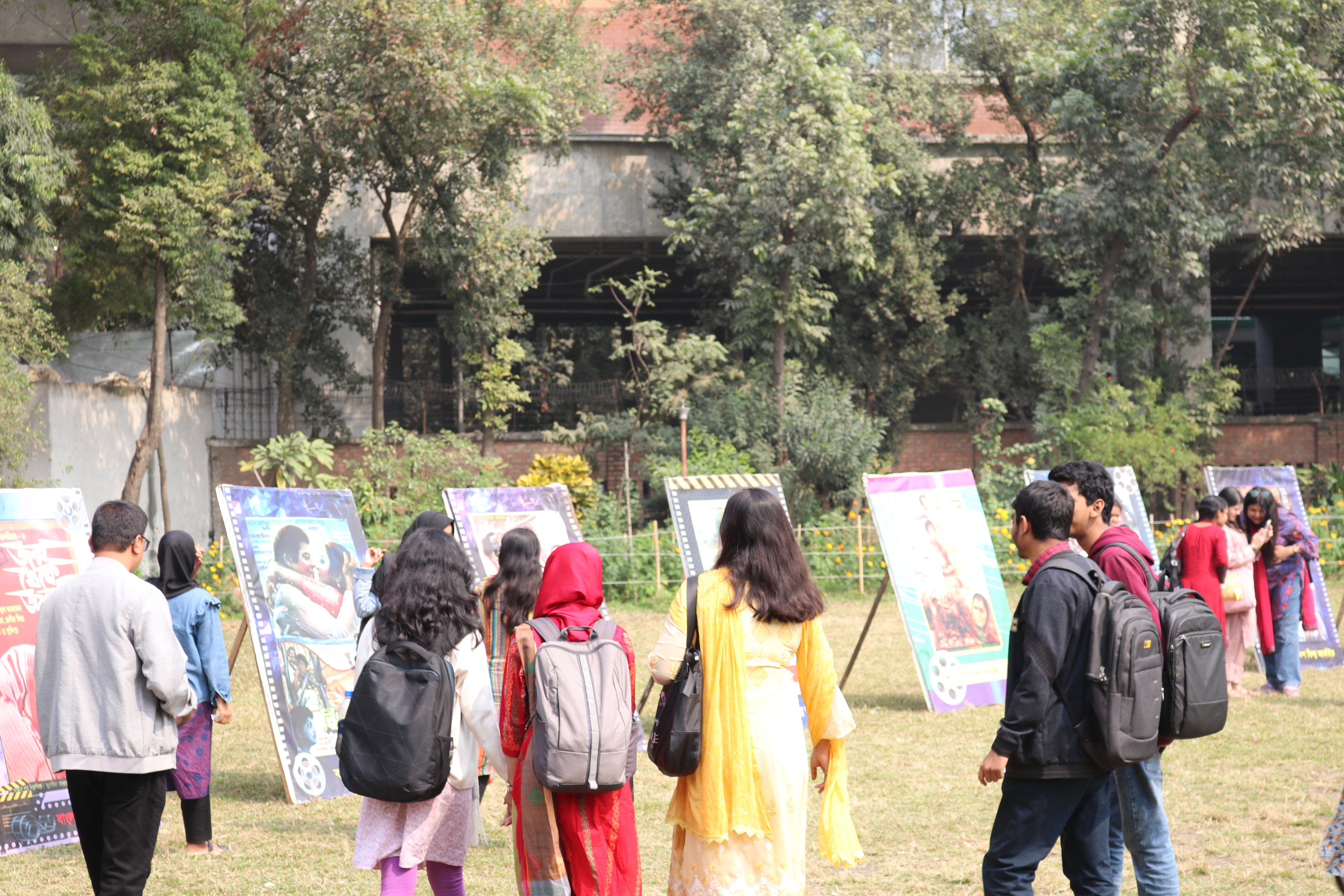 amar_bhashar_cholochitro_6.jpg
