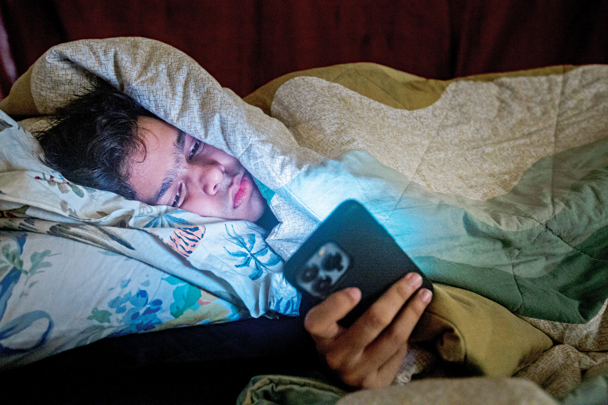 digital-loneliness-2.jpg