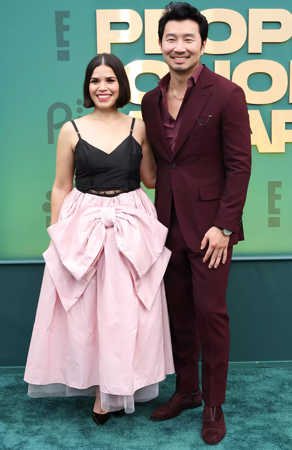 america-ferrera-simu-liu-peoples-choice-awards-.jpg