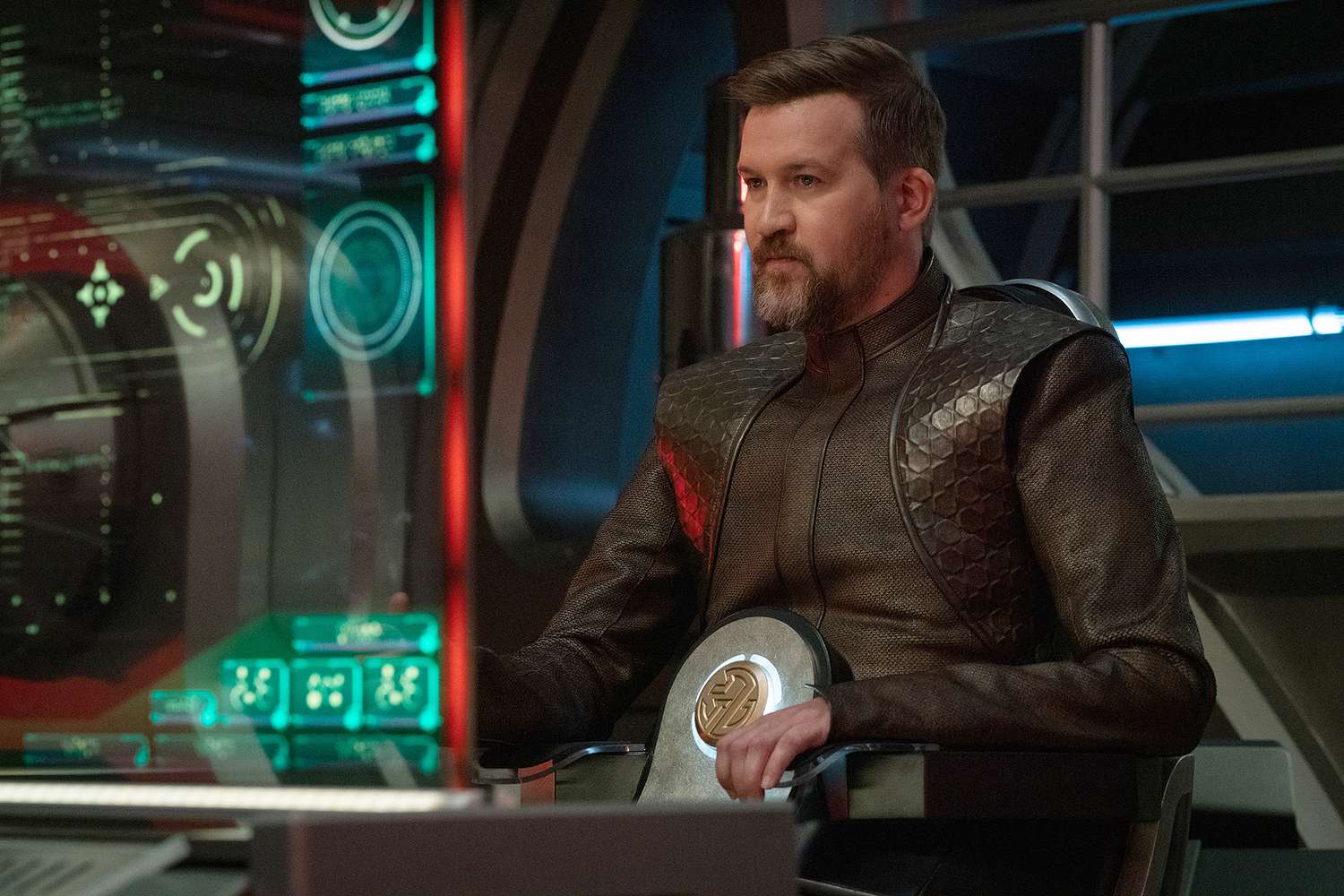 kenneth-mitchell_star_trek.jpg