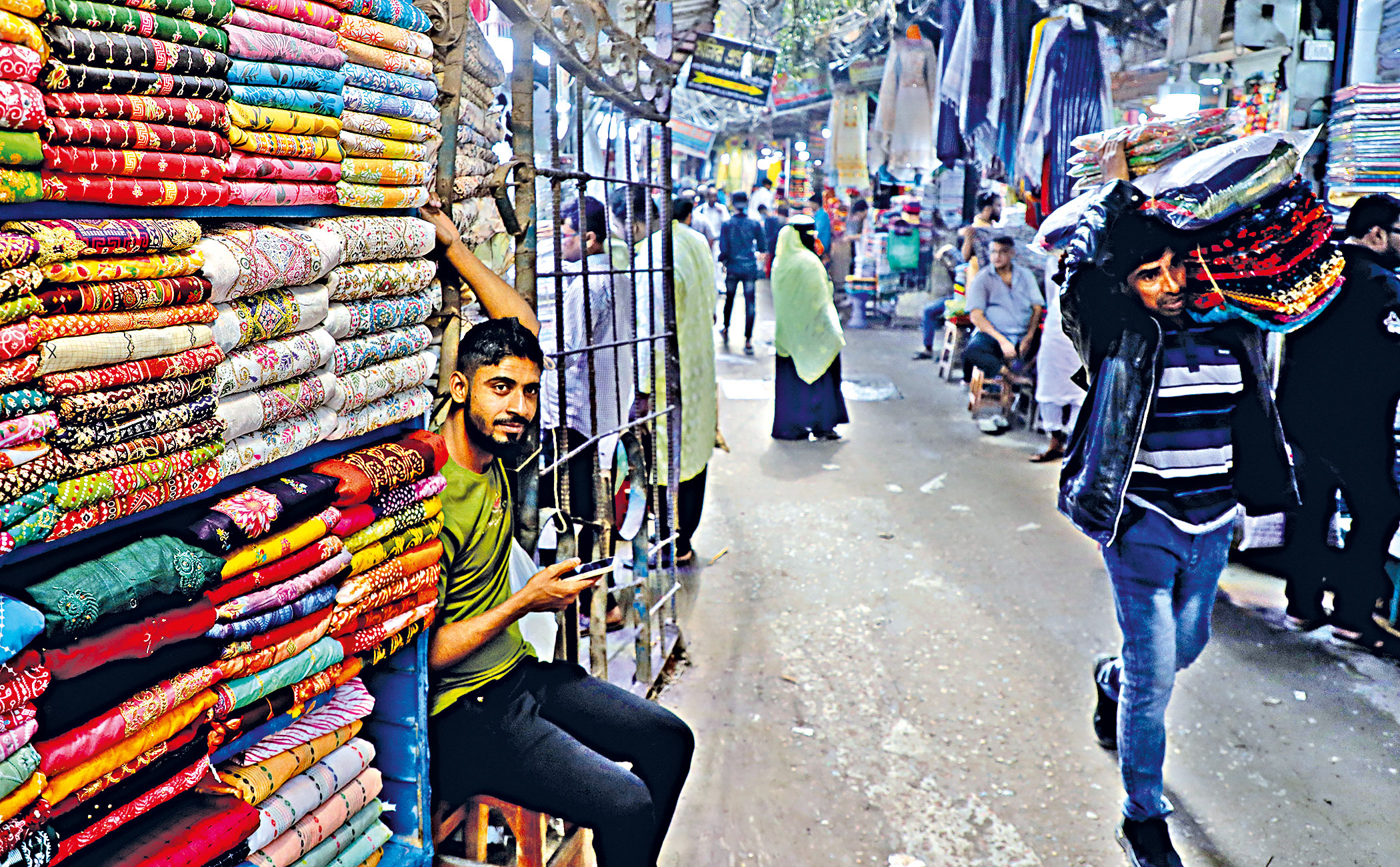 islampur-clothing-market-1_0.jpg