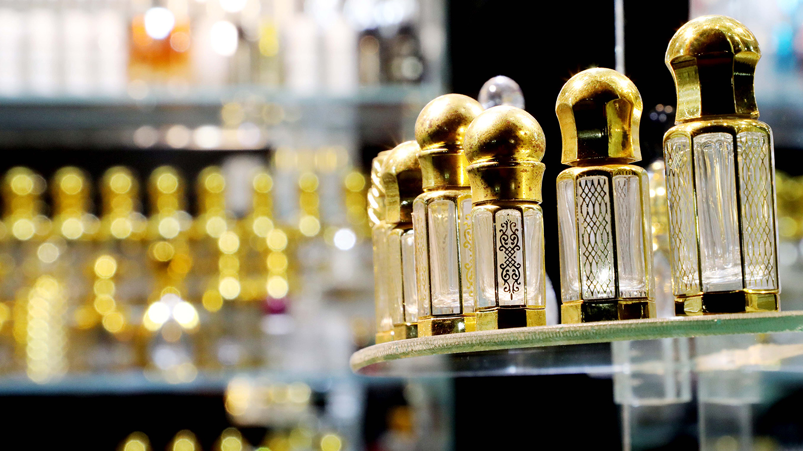 perfume_market_old_dhaka_10.jpg