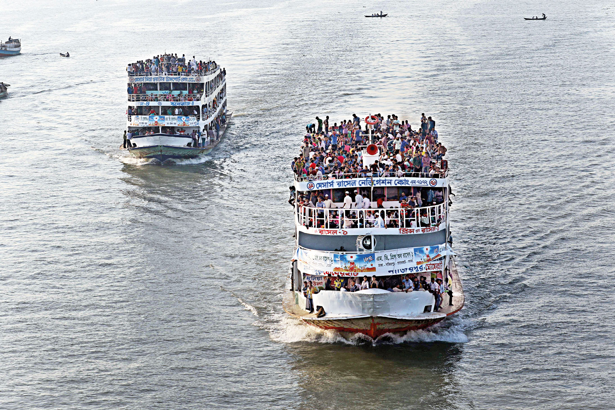 sadarghat3.jpg