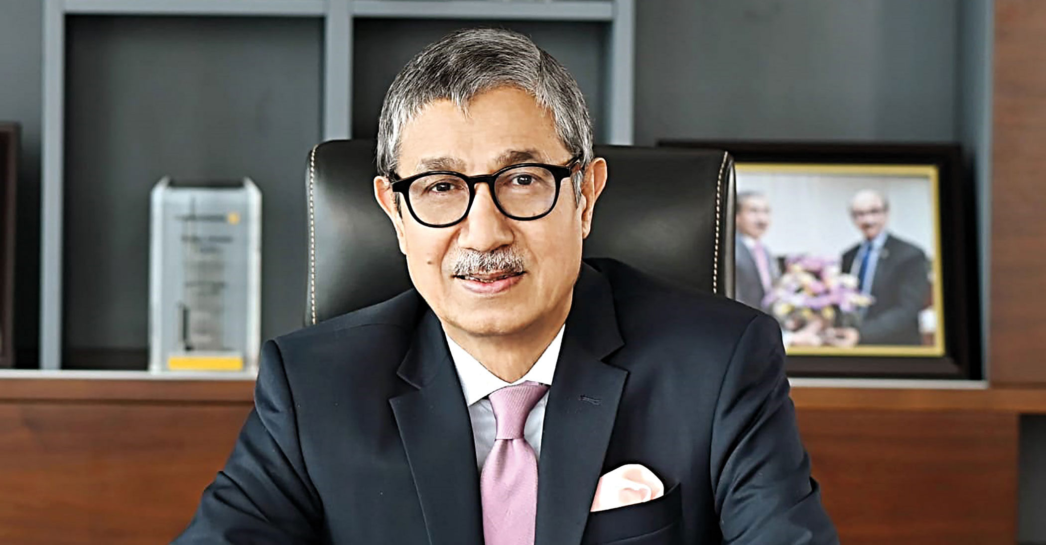 emranul-huq.jpg