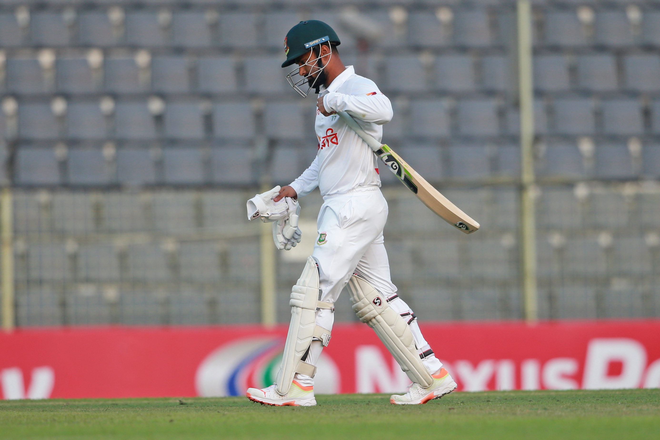 Our batting was unacceptable: Razzak