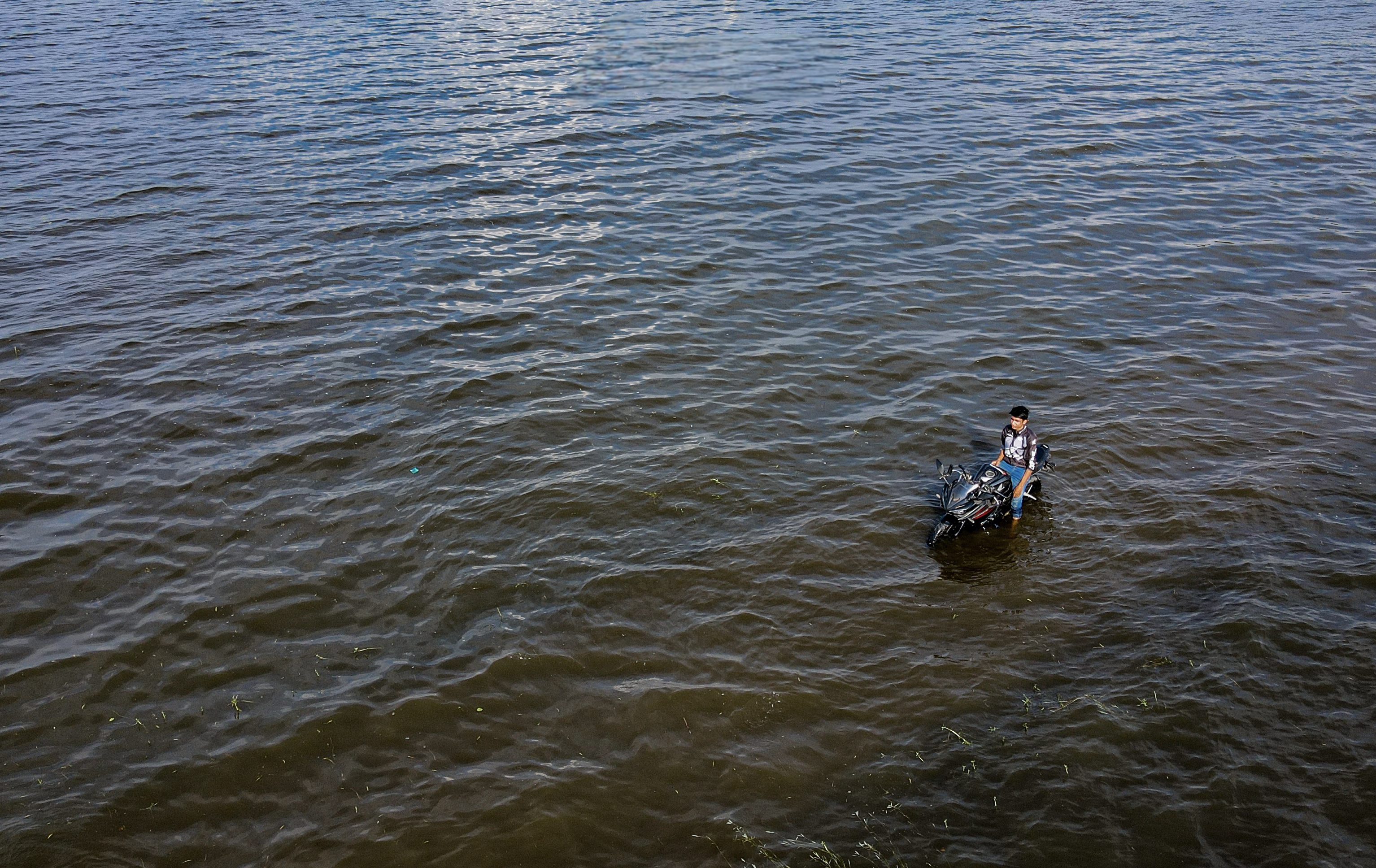 cholon_bill   Breath-taking Bangladesh: Top 5 motorbike journeys across Bangladesh