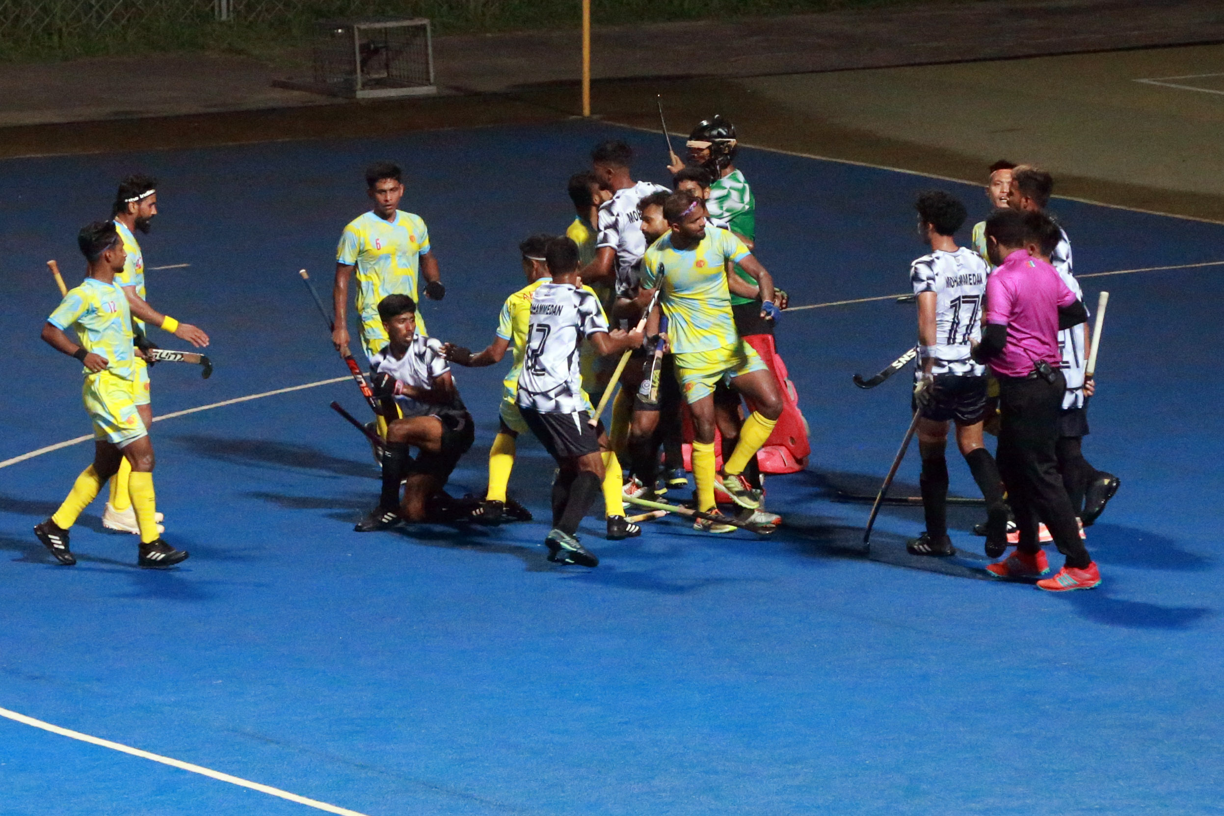 abahani_mohammaedan_hockey_2.jpg