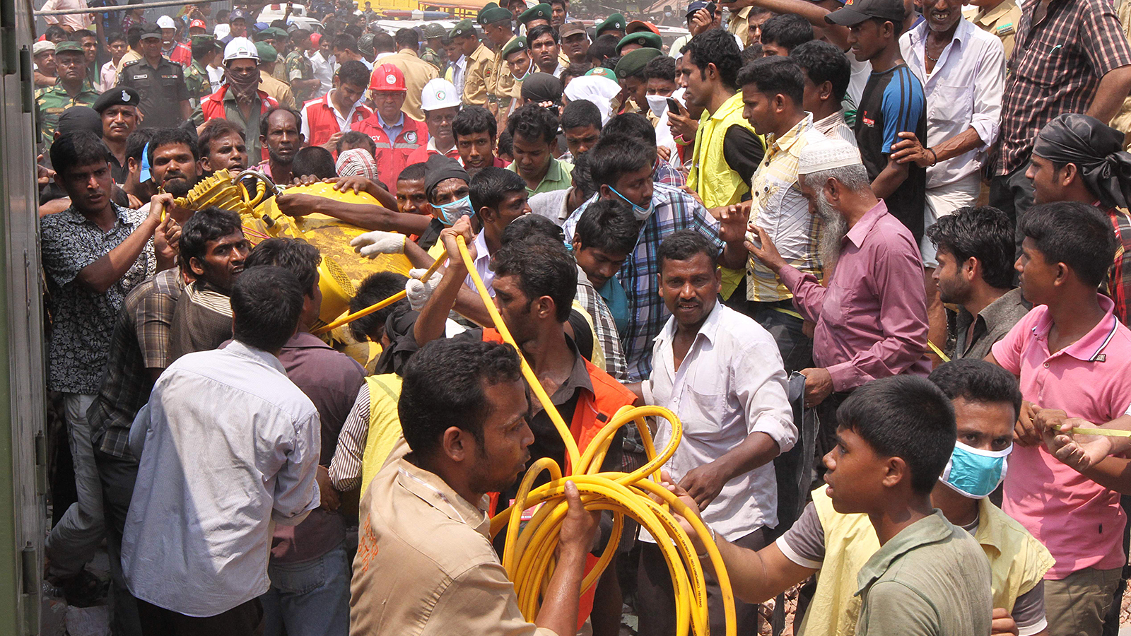 rana_plaza_collapse_star_16.jpg