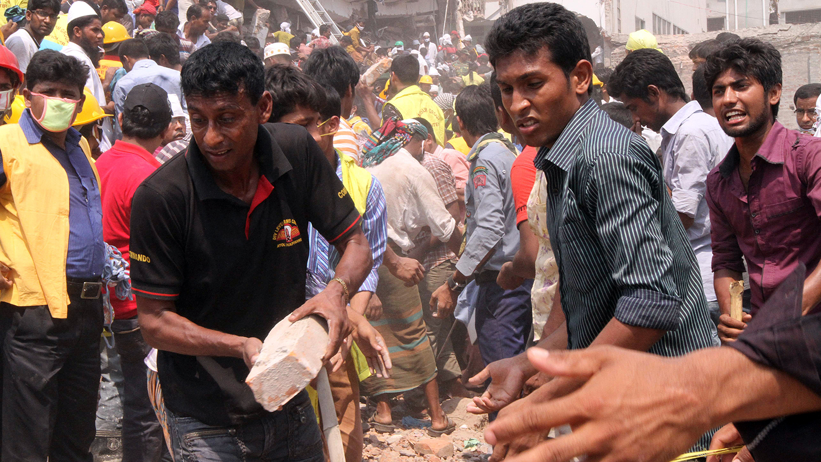 rana_plaza_collapse_star_3.jpg