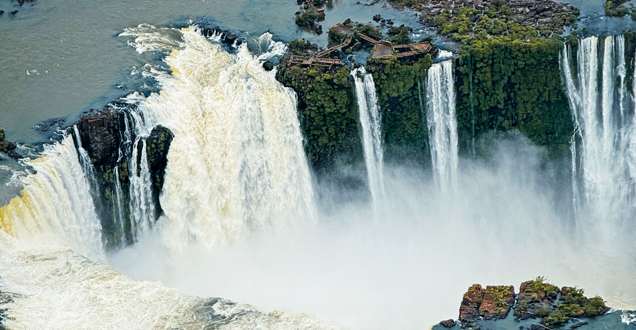 iguazu-falls-1.jpg