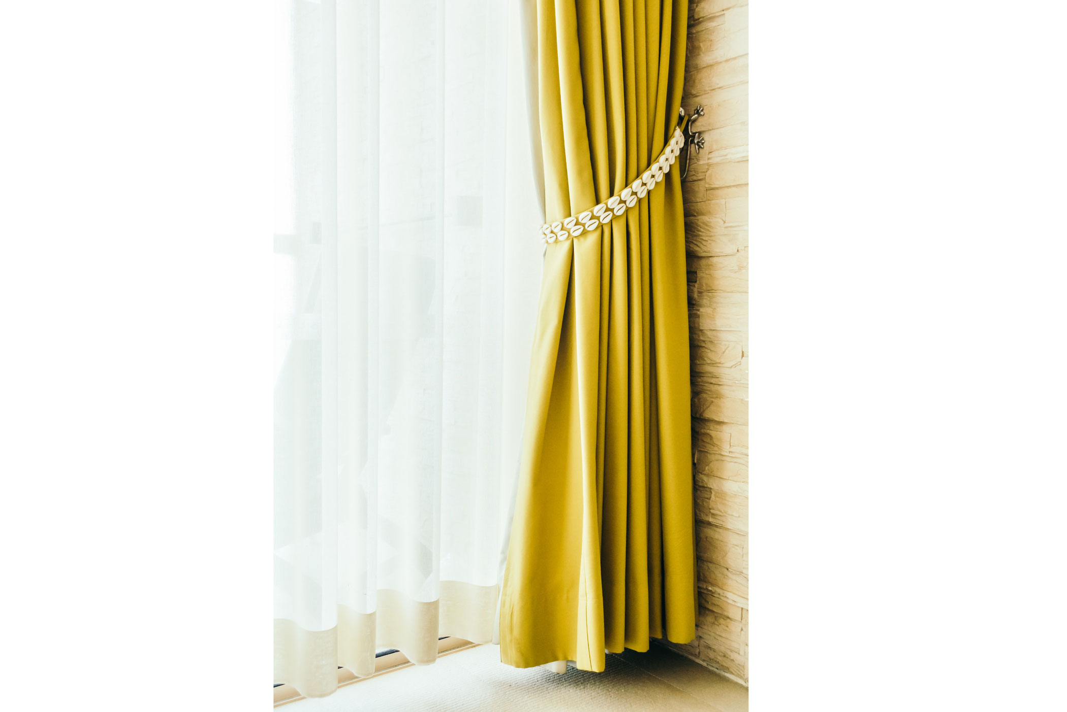 window-decor2.jpg