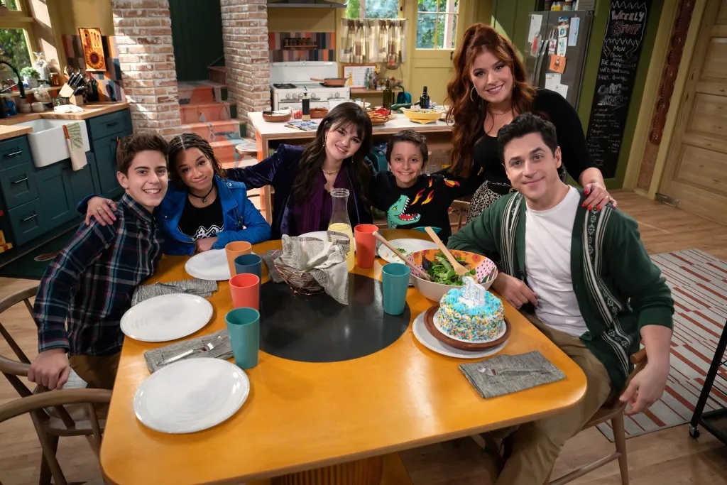 wizards_of_waverly_place_spinoff.jpg
