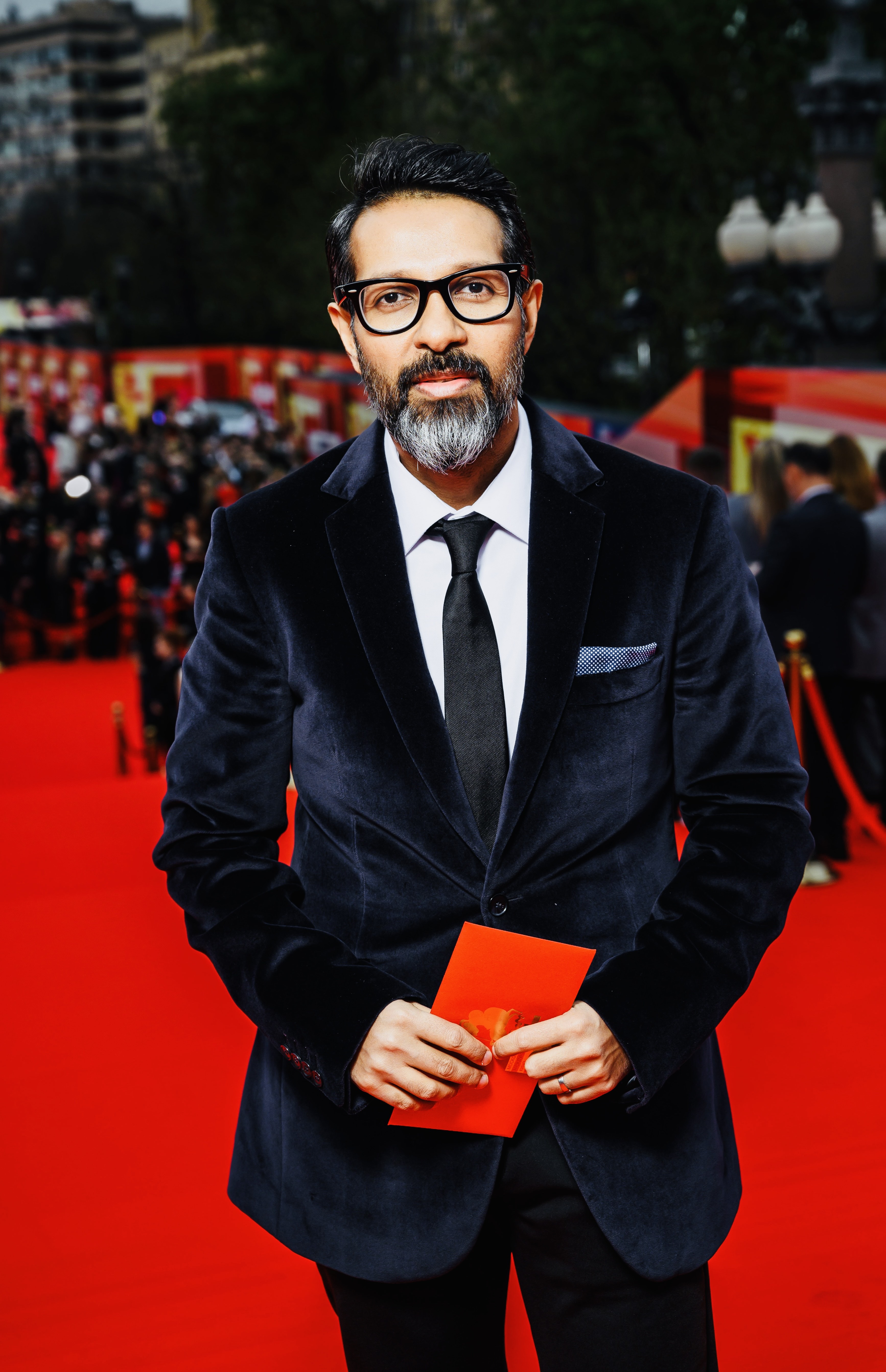 director_asif_islam_4.jpg
