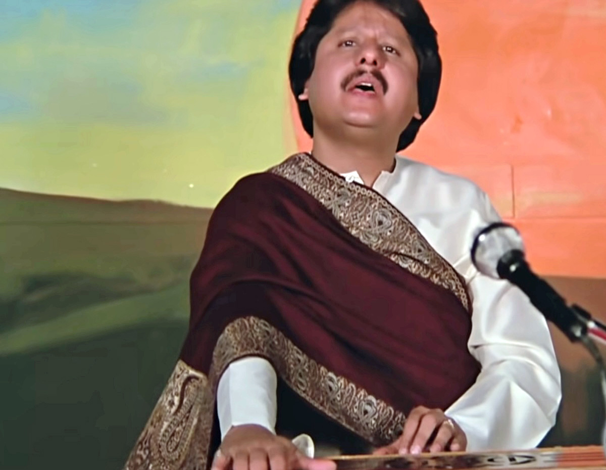 27pankaj-udhas1-1.jpg