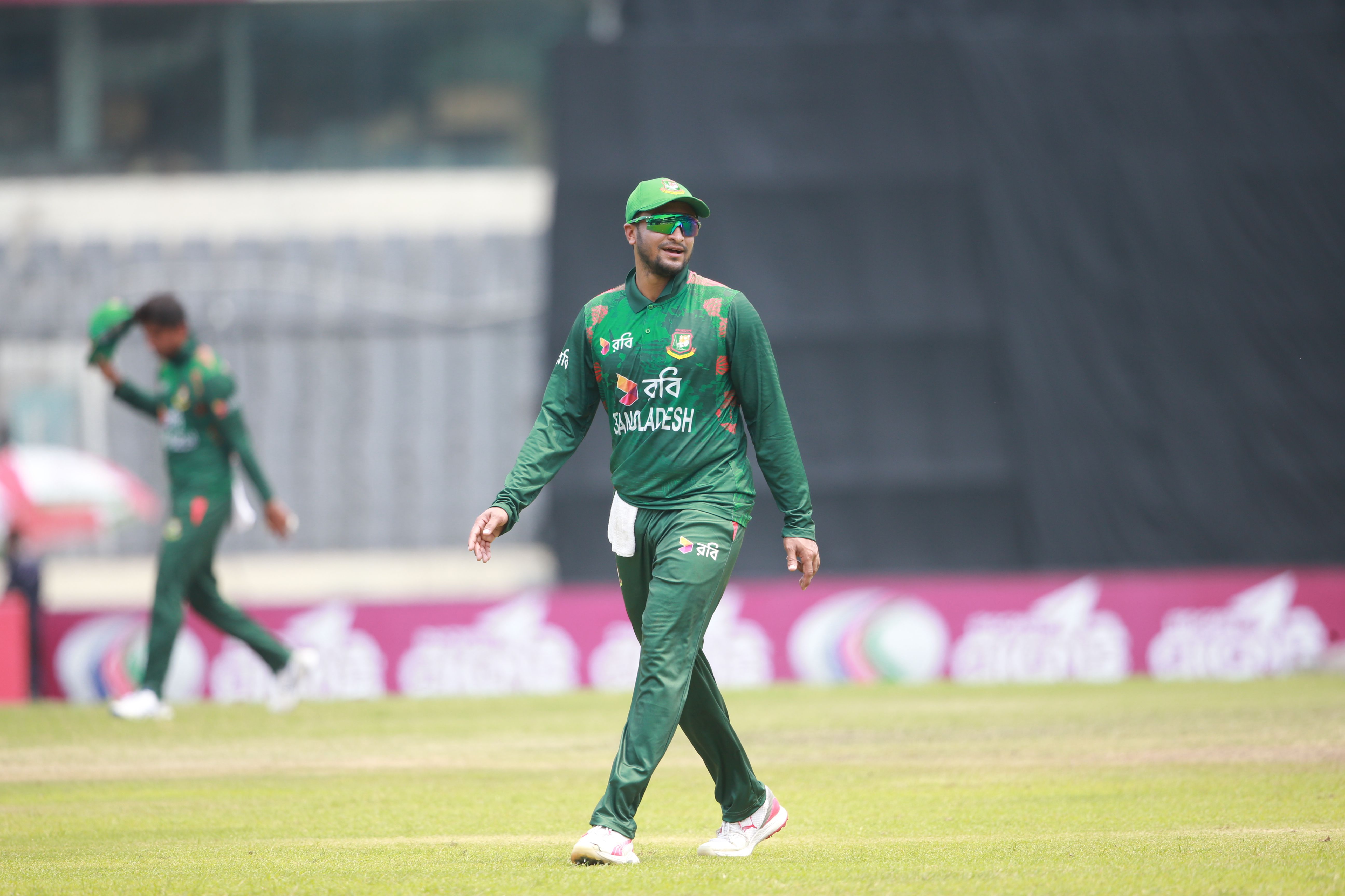 Shakib first to 700 wickets and 14,000 runs in international cricket 