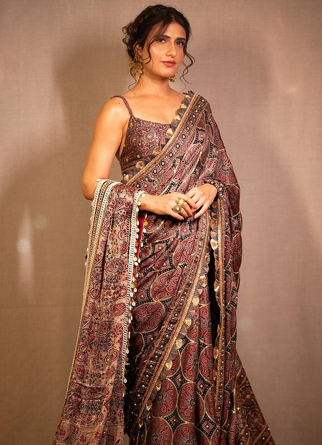 fatima_sana_shaikh.jpg