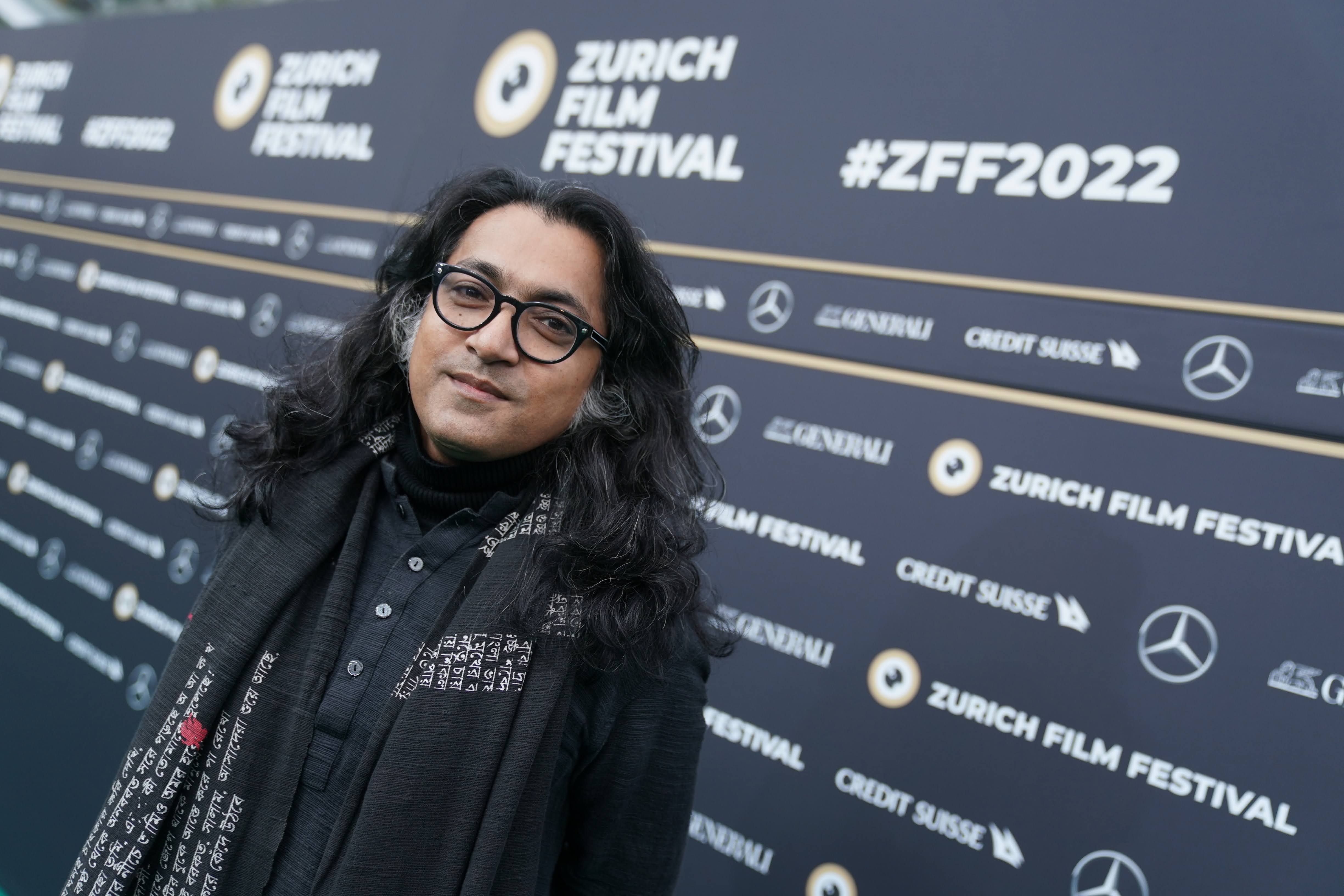 day_after._kamar_ahmad_simon_green_carpet_photocall_corso_cthomas_niedermuller_for_zff_2.jpg