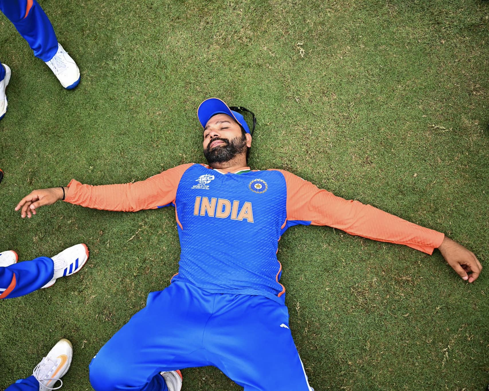 sharma_1.jpg